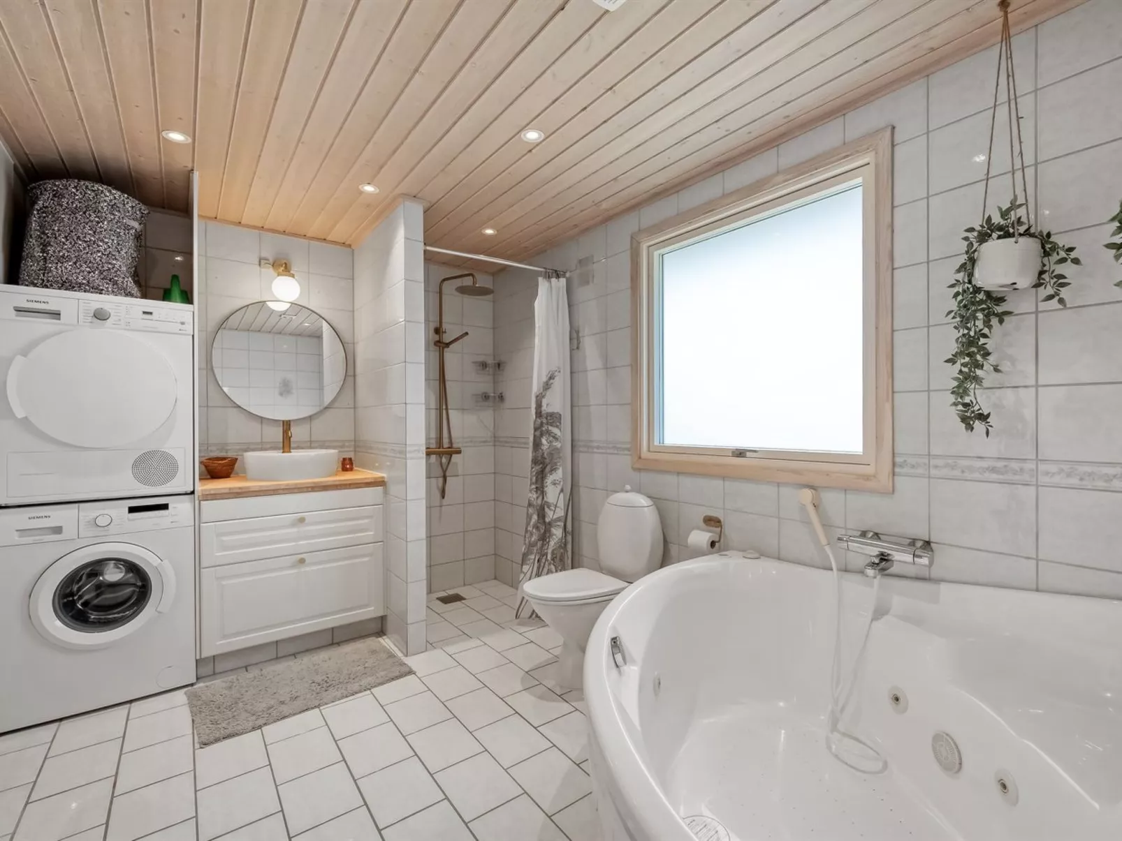 "Brunkil" - 500m from the sea-Inside