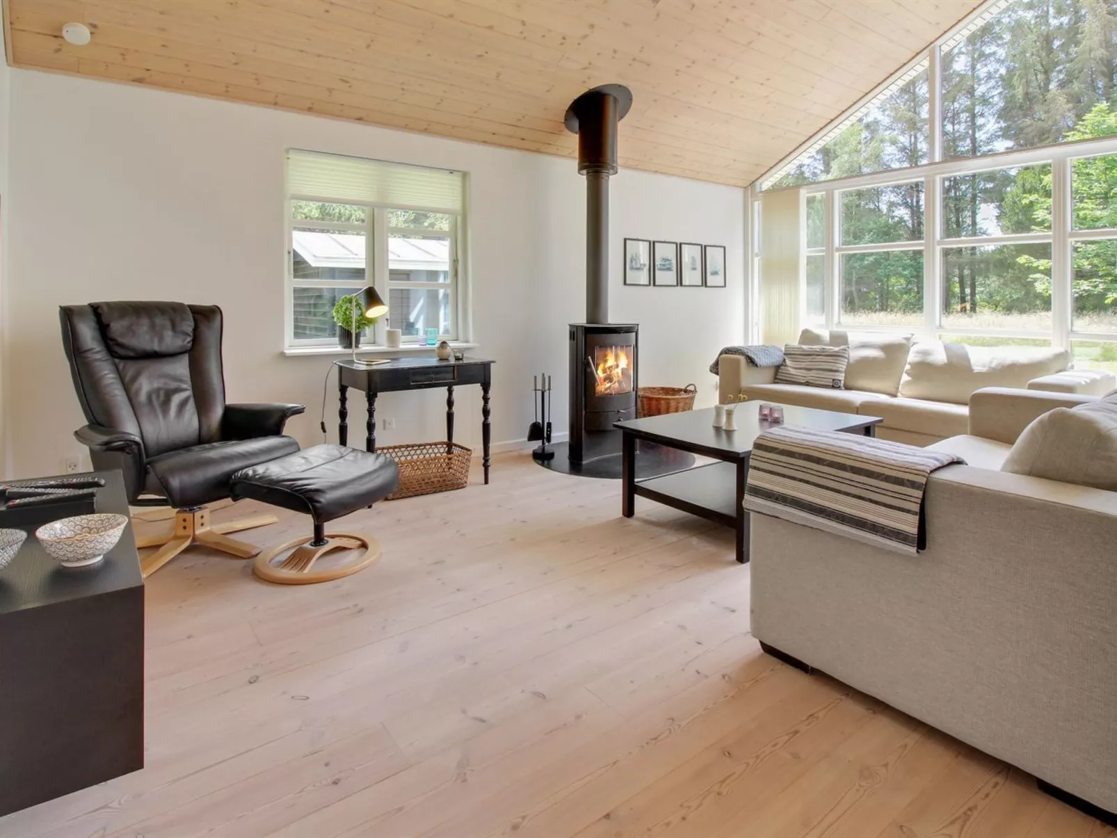 "Ørwendil" - 2km from the sea-Inside