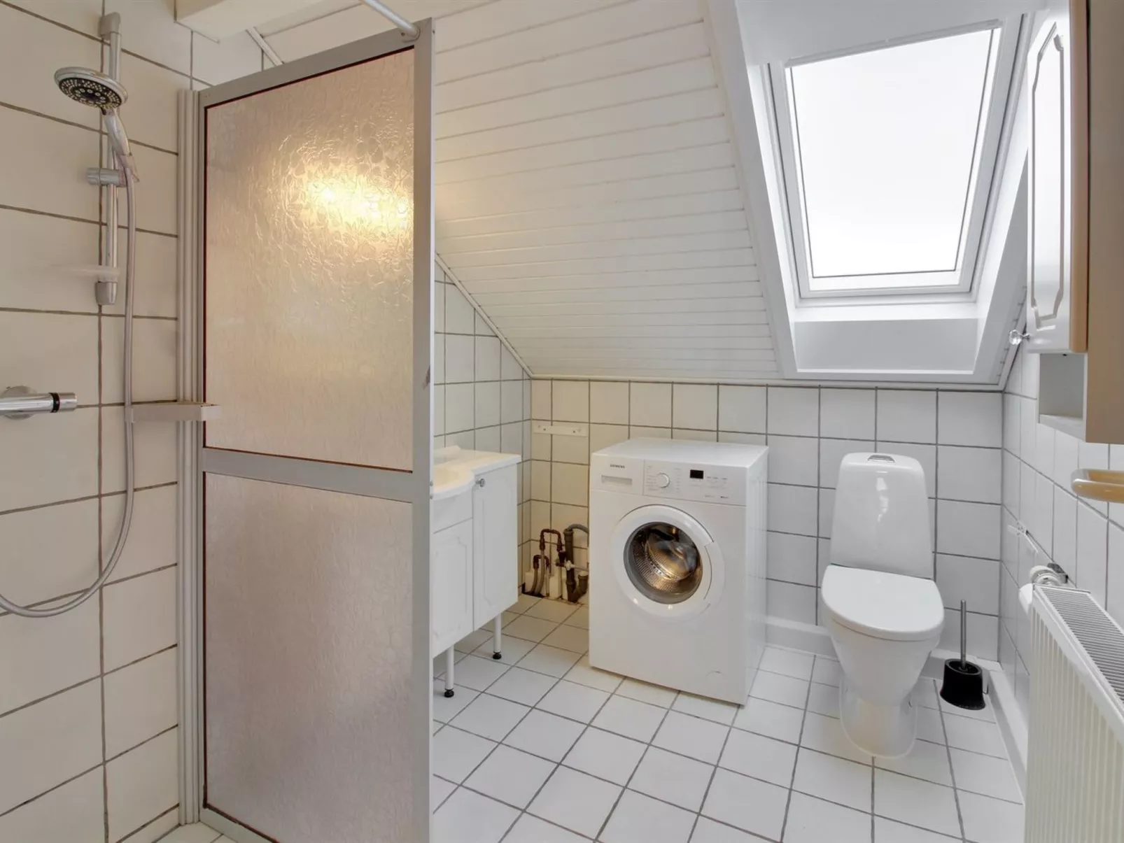 "Terje" - 2.3km from the sea-Dedans