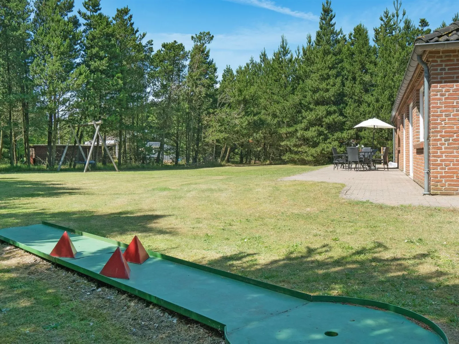 "Arletty" - 1km from the sea-Outside