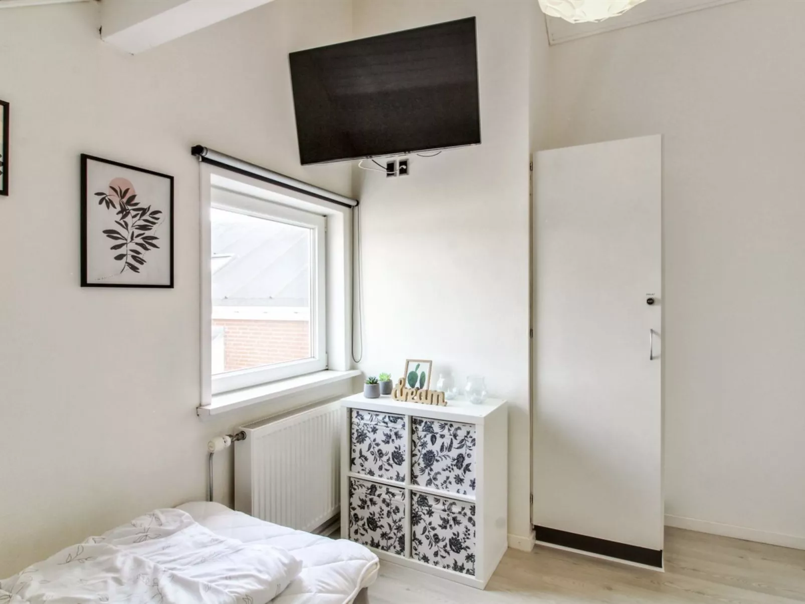 "Iffuer" - 2.3km from the sea-Drinnen