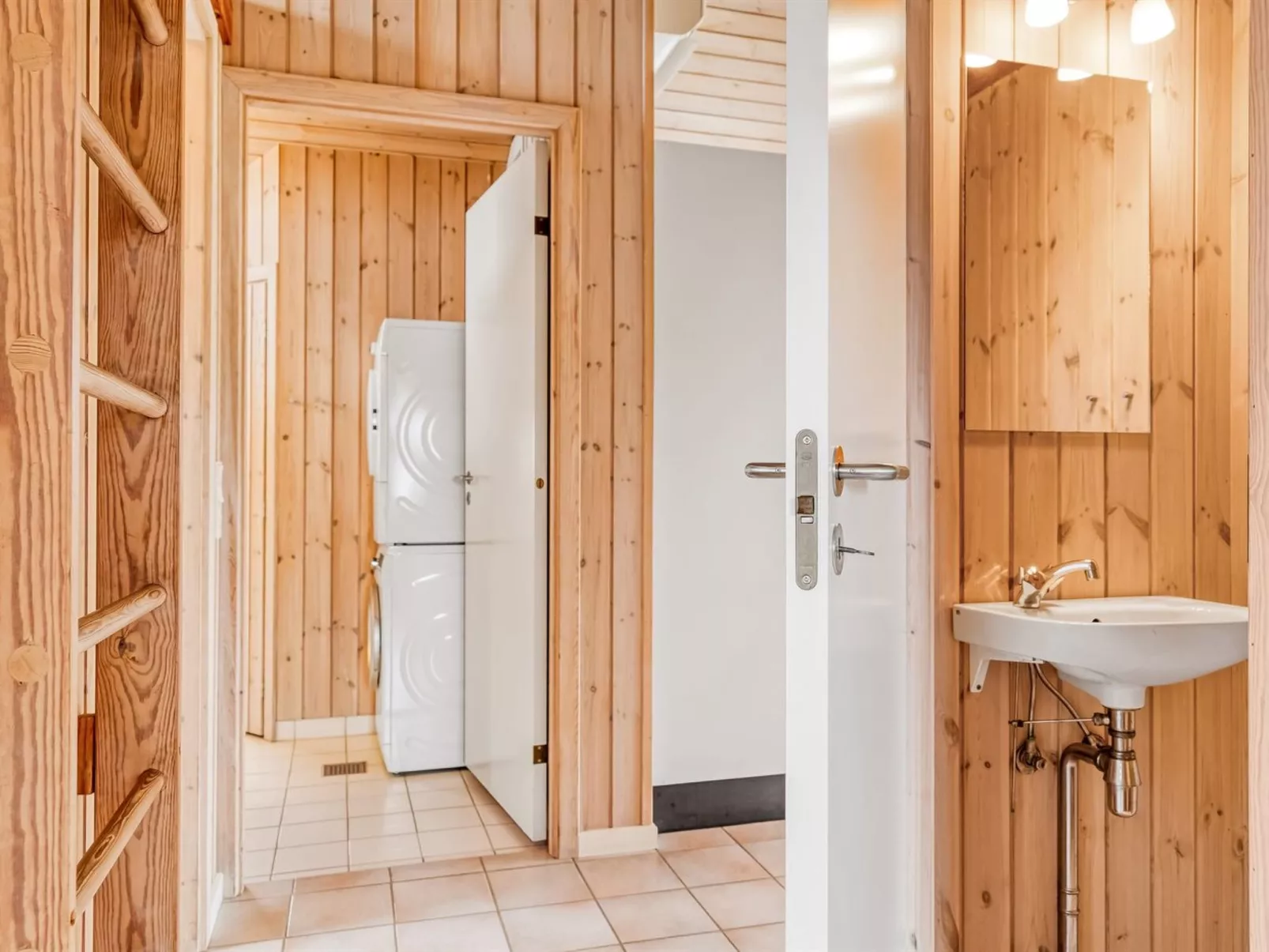 "Dolma" - 75m from the sea-Inside