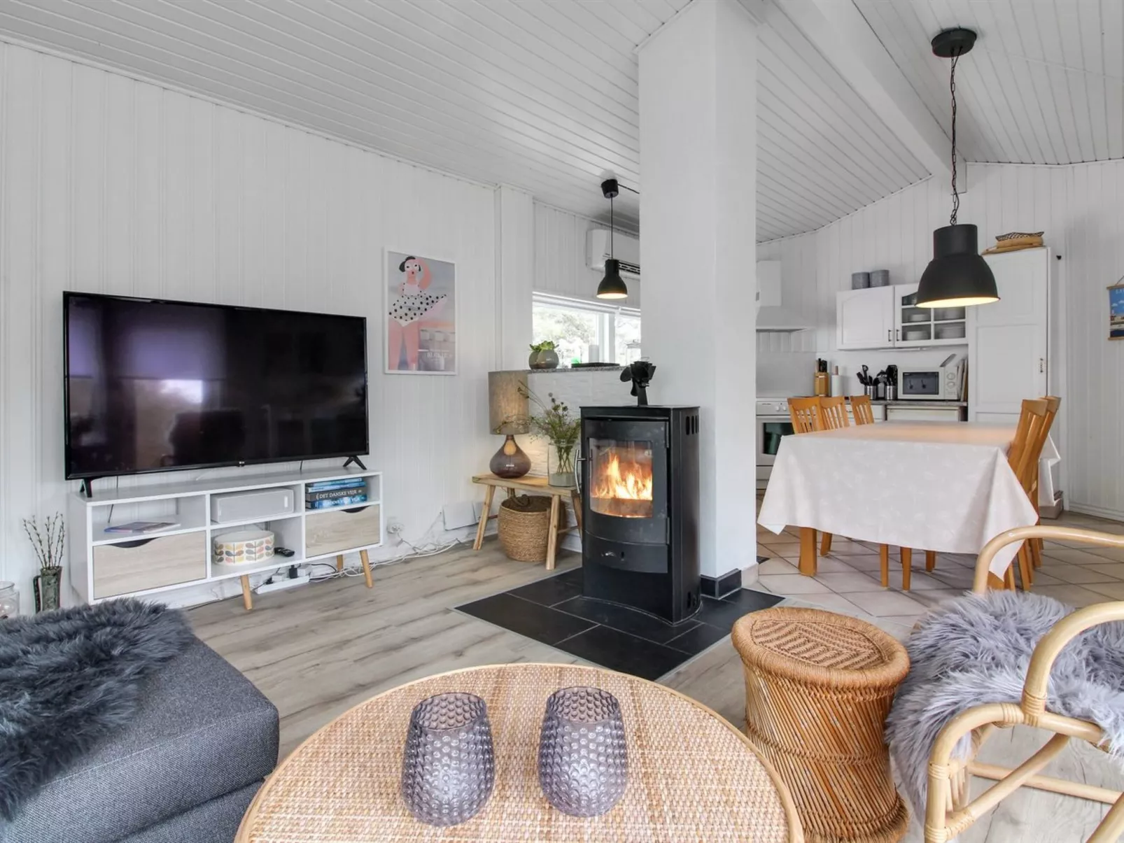 "Henryette" - 200m from the sea-Inside