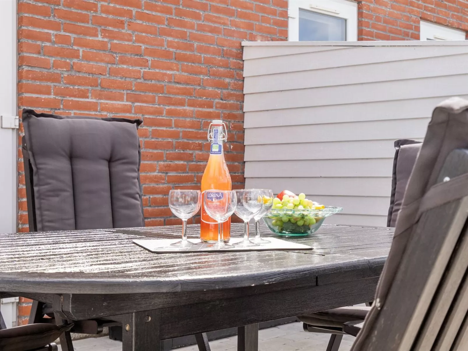 "Mariam" - 2.3km from the sea-Draußen