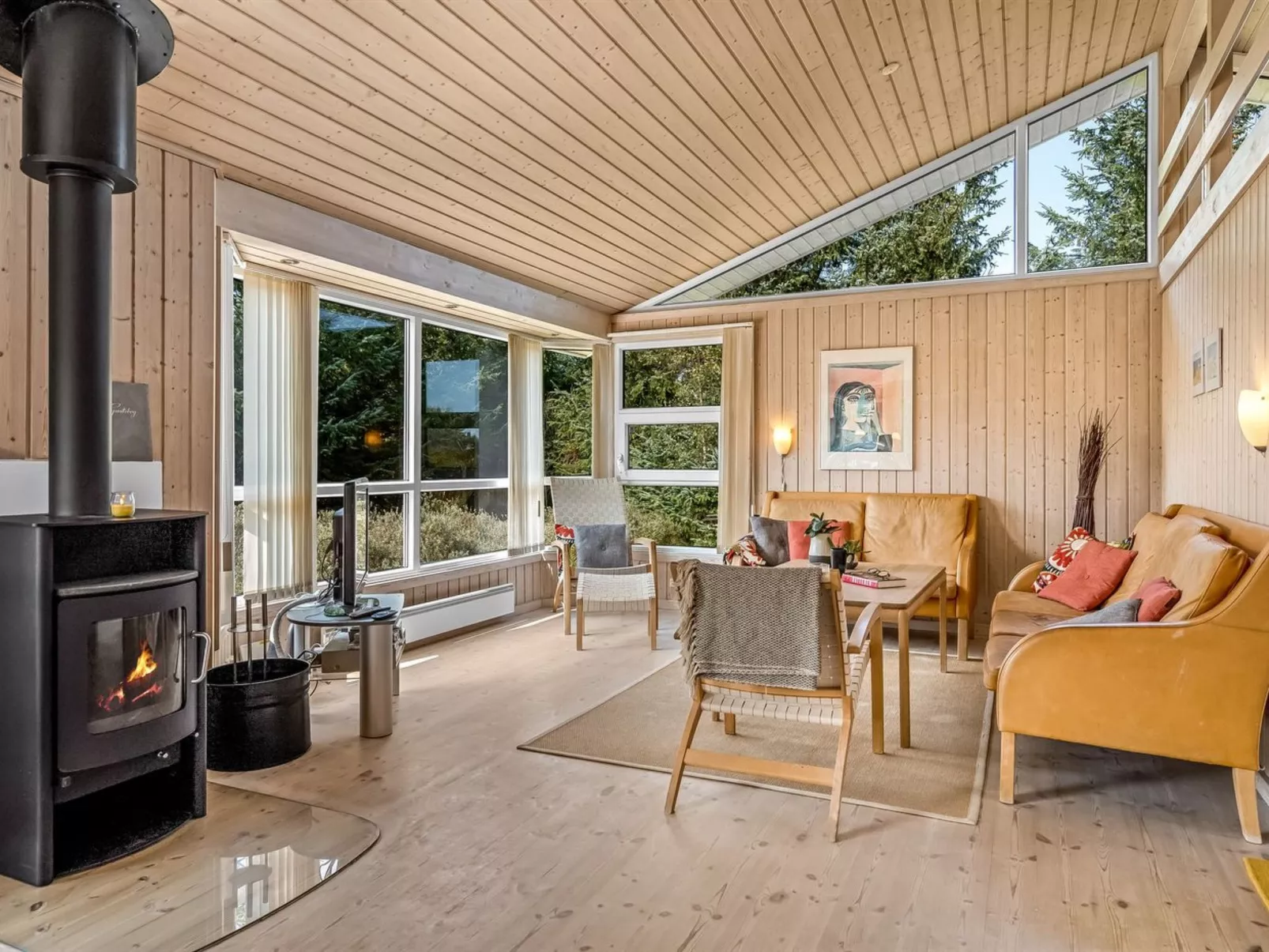 "Terho" - 1km from the sea-Drinnen