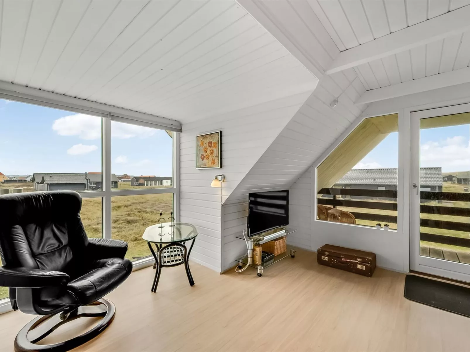 "Eringisl" - 50m from the sea-Drinnen