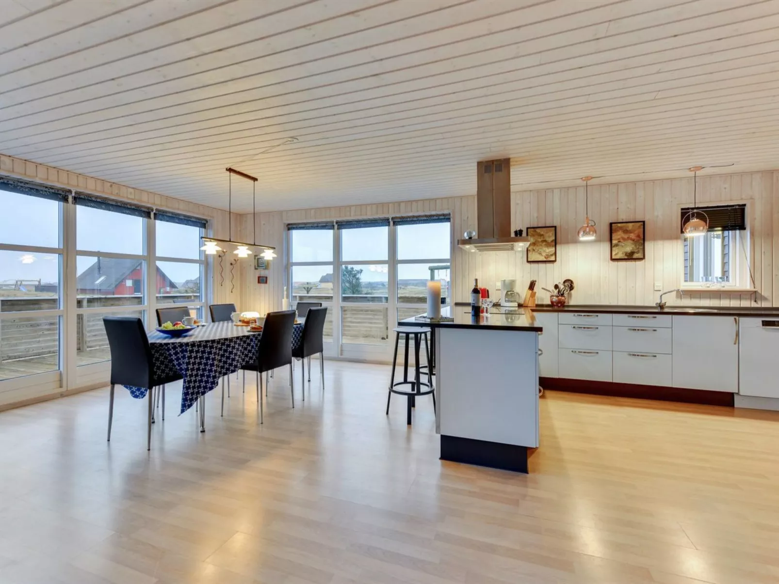 "Withger" - 300m from the sea-Inside