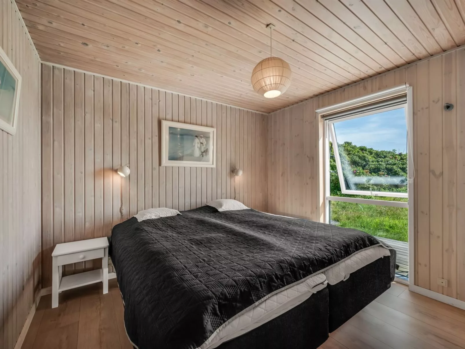 "Talia" -  from the sea-Dedans