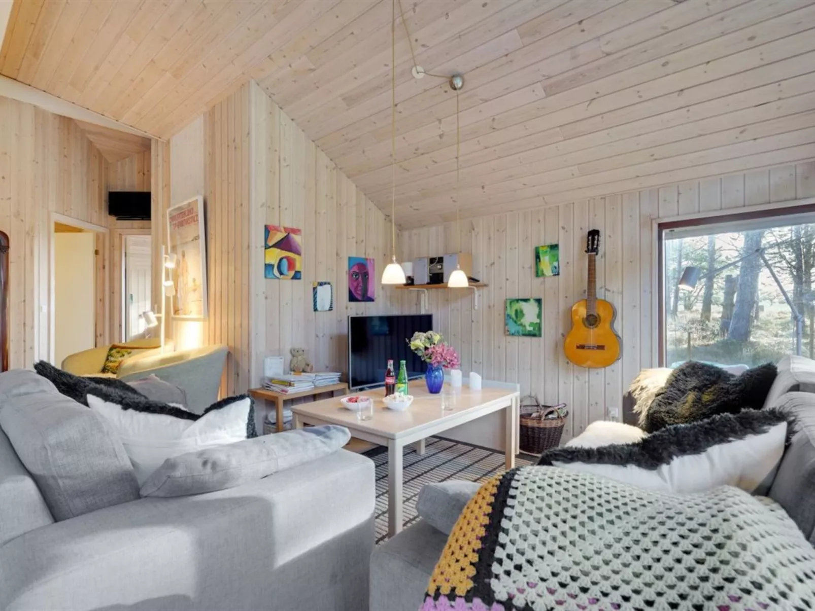 "Matine" - 800m from the sea-Inside