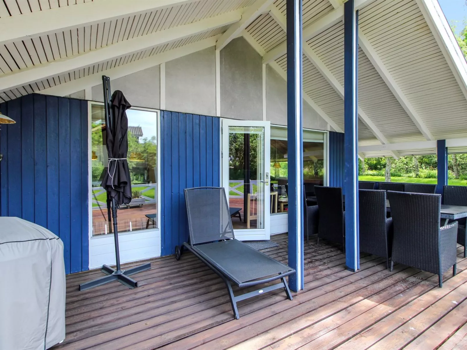 "Ejvi" - 700m from the sea-Draußen