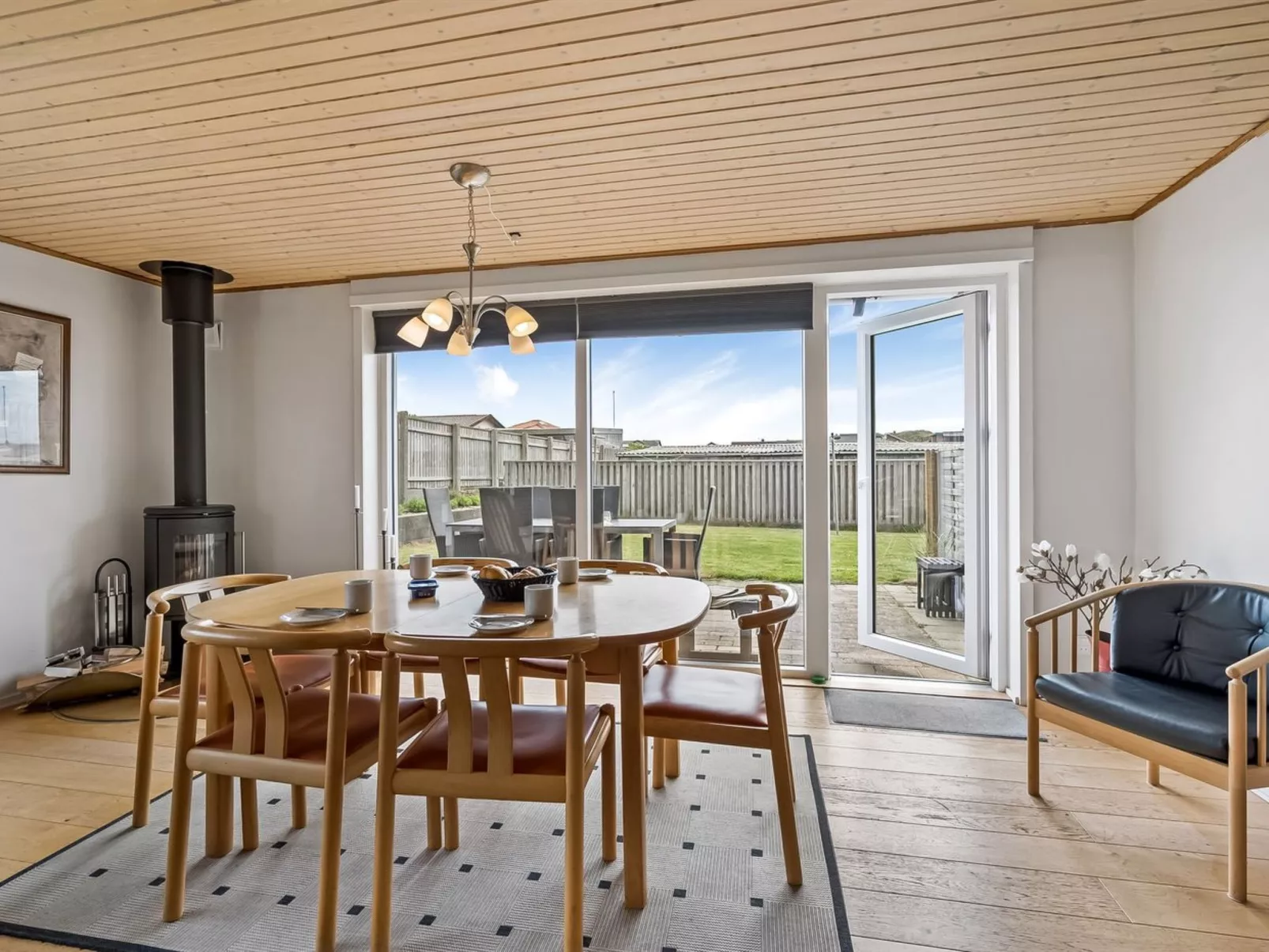 "Agne" - 400m from the sea-Drinnen