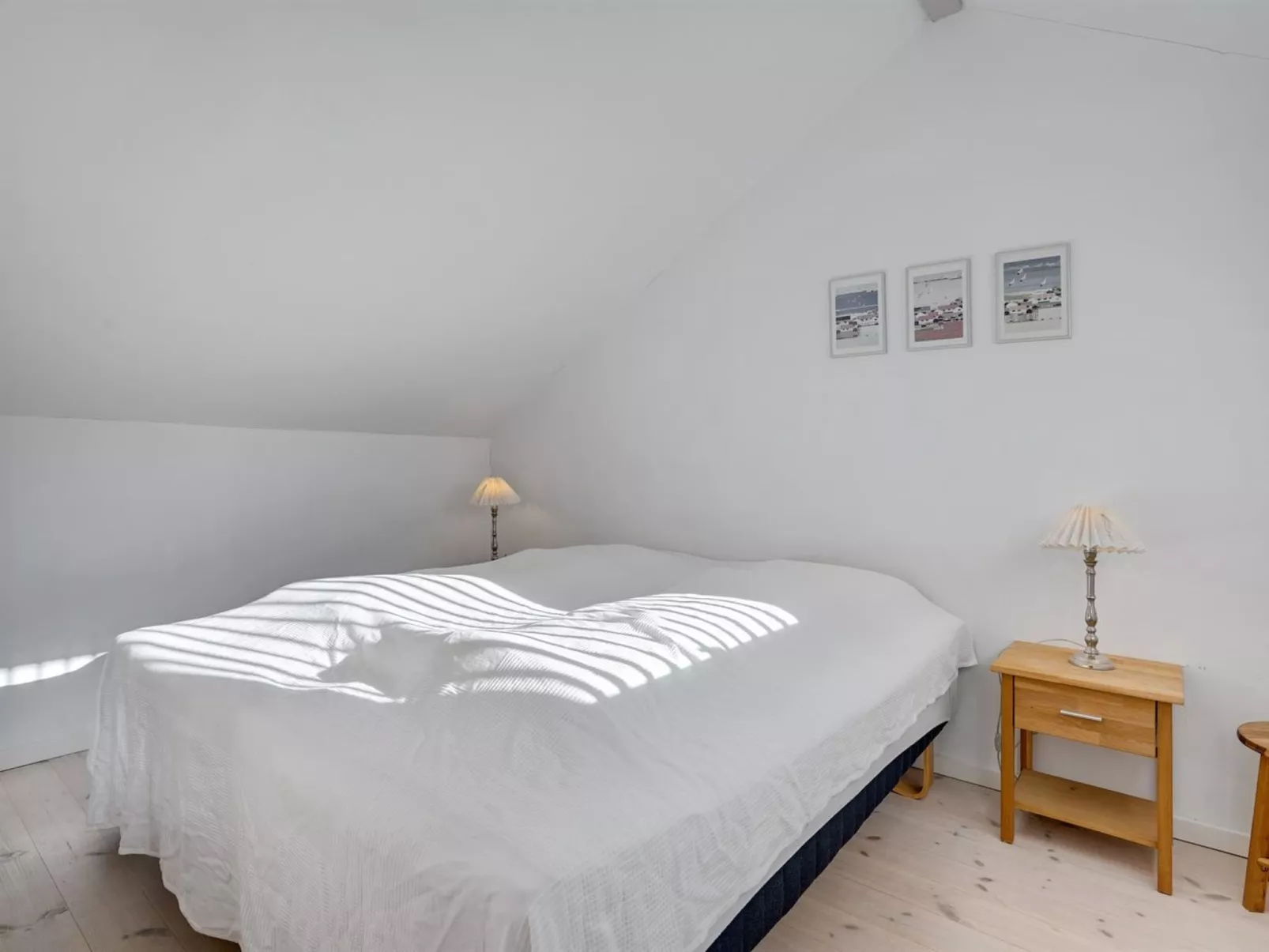 "Sighrik" - 30km from the sea-Inside