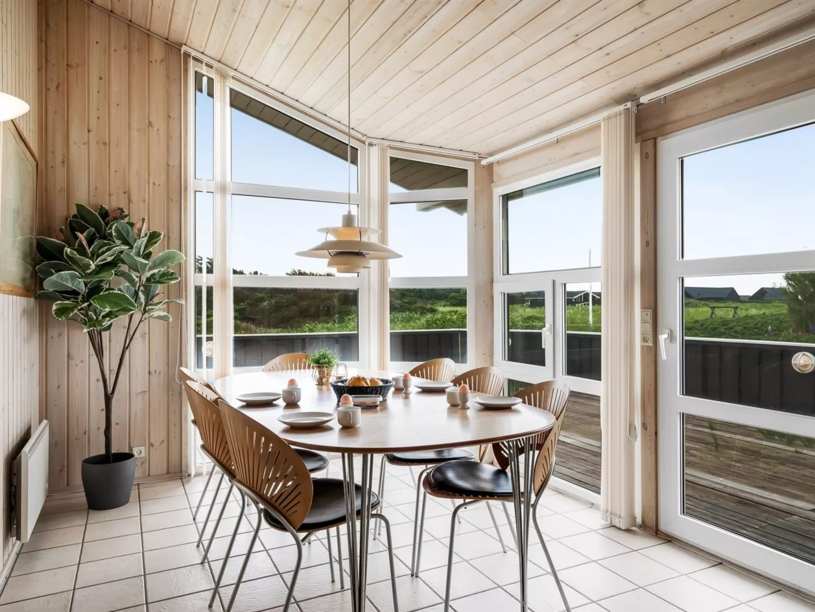 "Ellen" - 289m from the sea-Inside