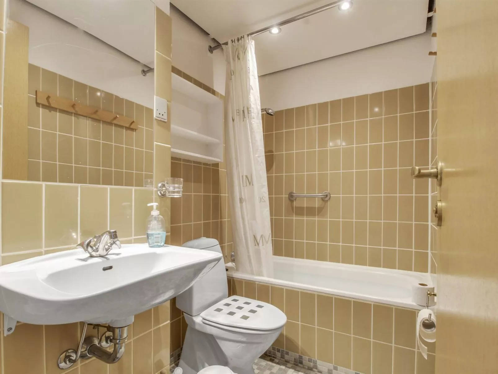 "Rubi" - 50m from the sea-Dedans