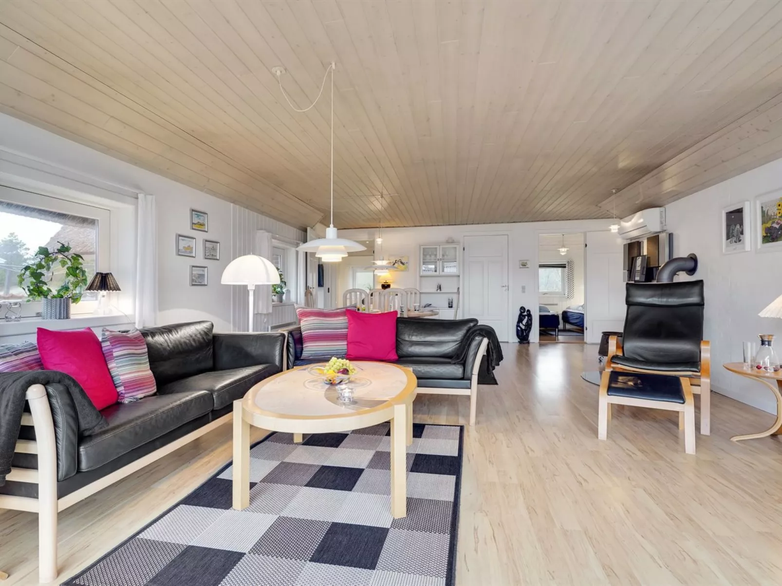 "Carolin" - 400m from the sea-Drinnen