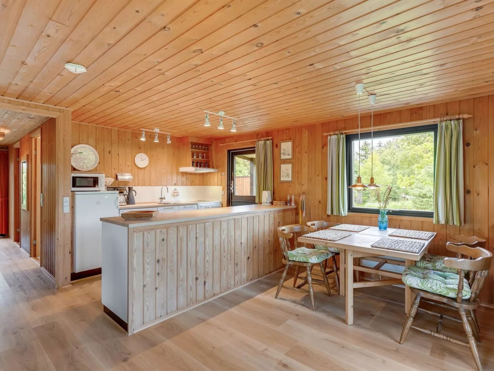 "Sune" - 500m from the sea-Drinnen