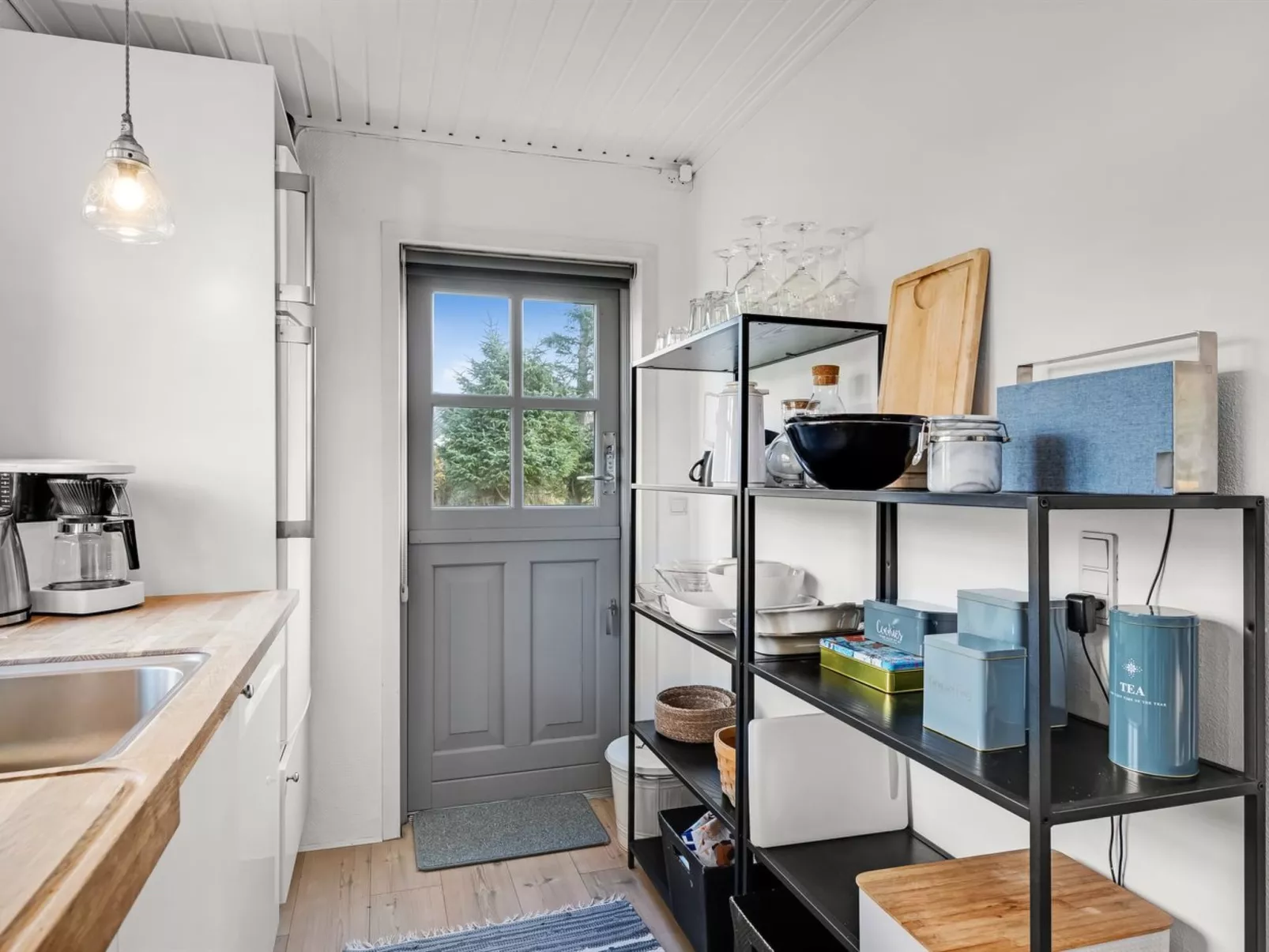 "Agni" - 800m from the sea-Dedans