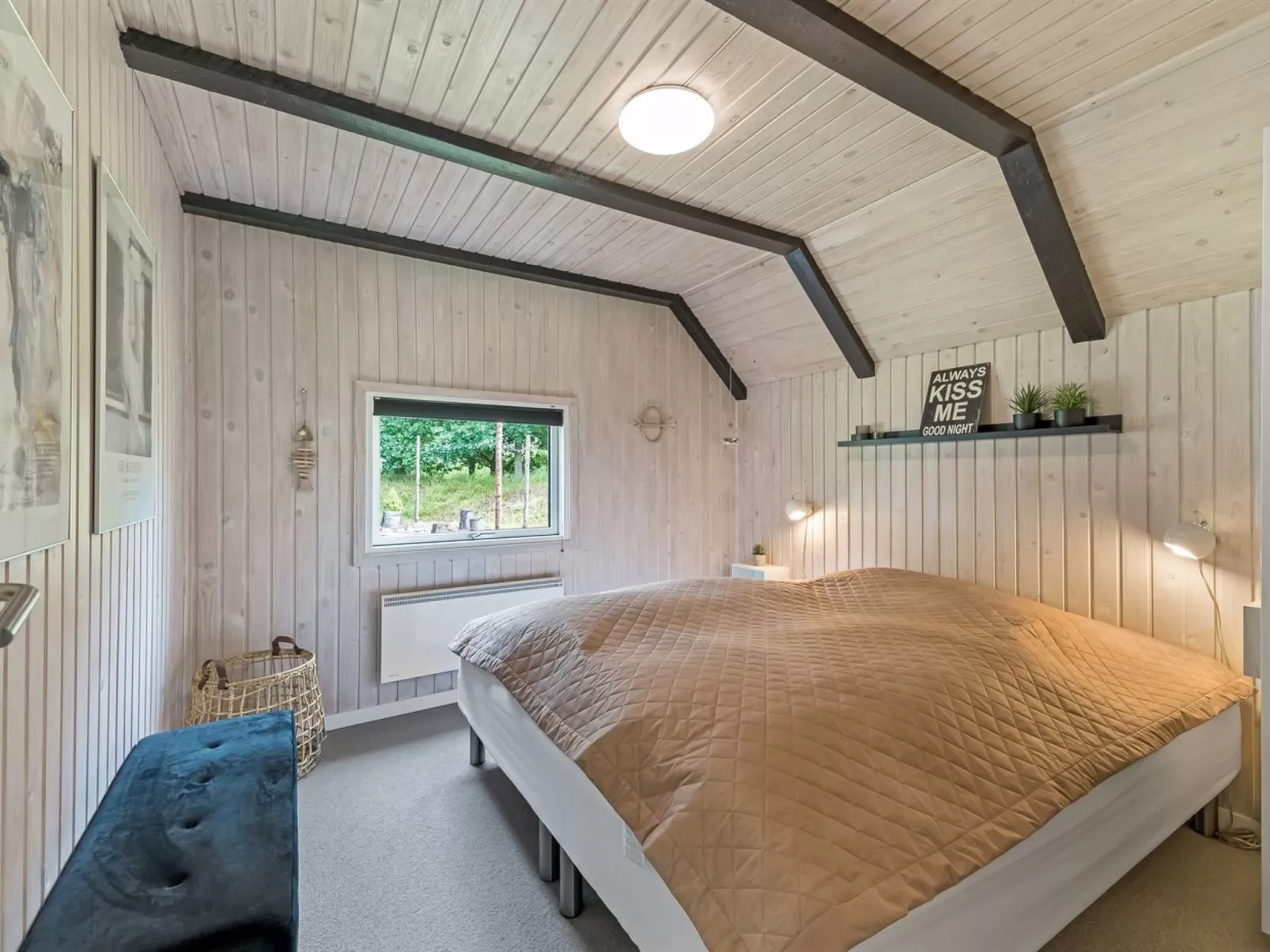 "Arttu" - 2.4km from the sea-Inside