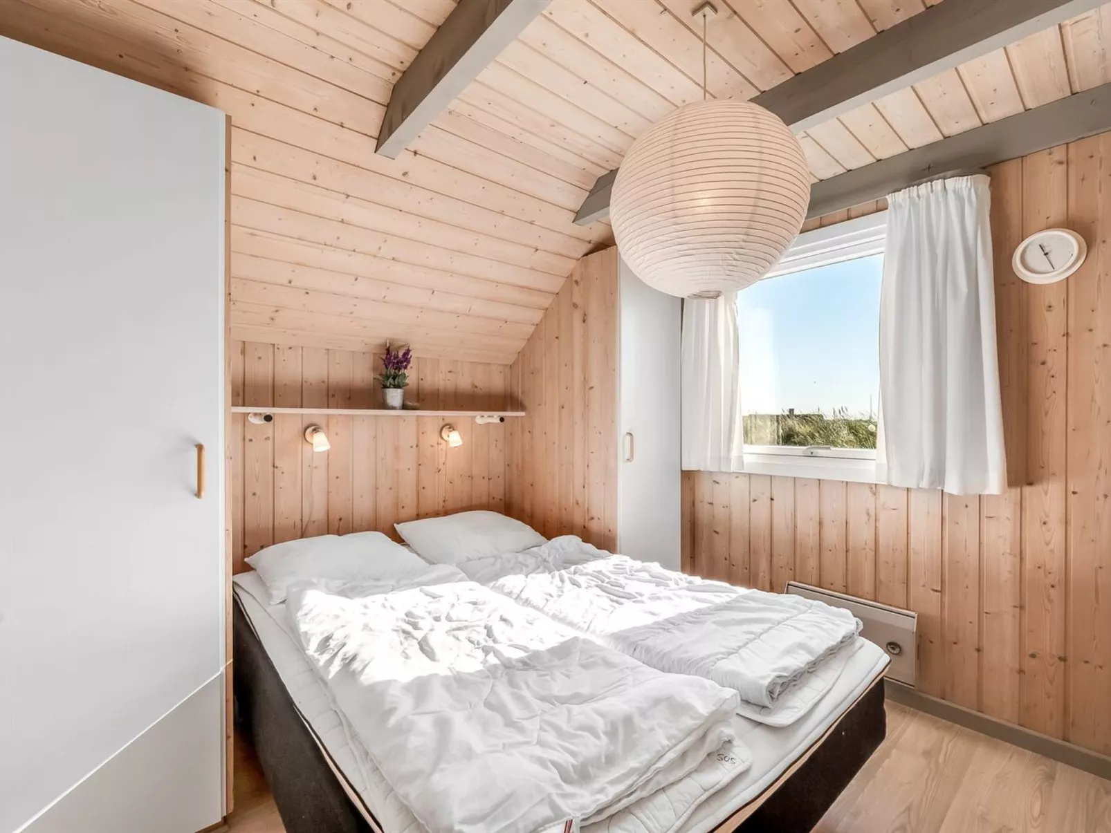 "Eggert" -  from the sea-Inside