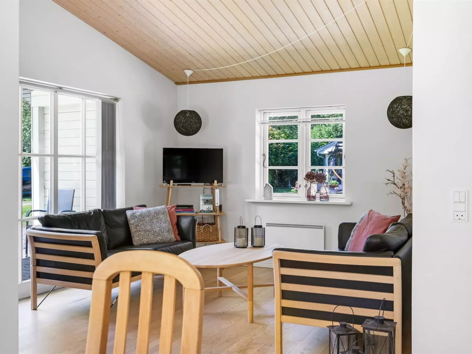 "Eryka" - 28km from the sea-Inside