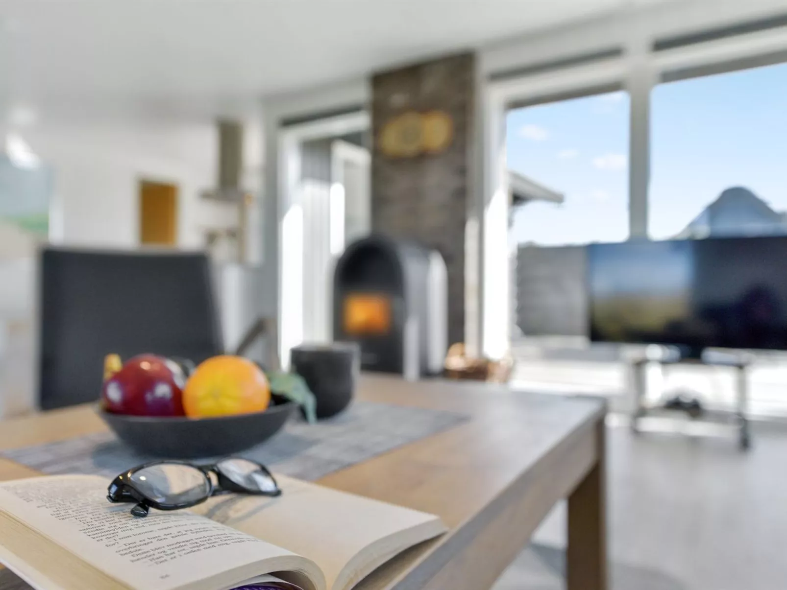 "Aiske" -  from the sea-Inside