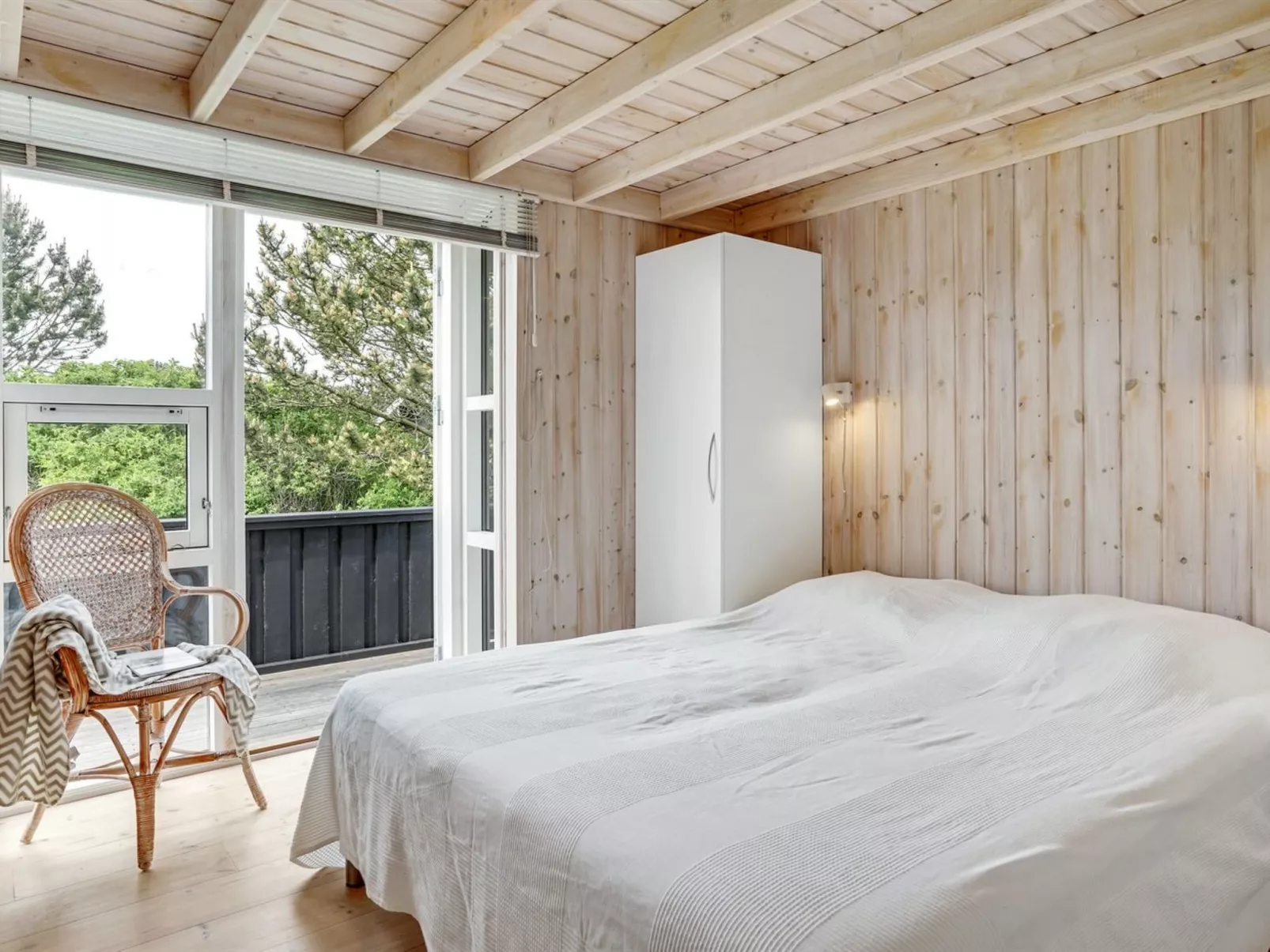 "Arkil" - 300m from the sea-Drinnen