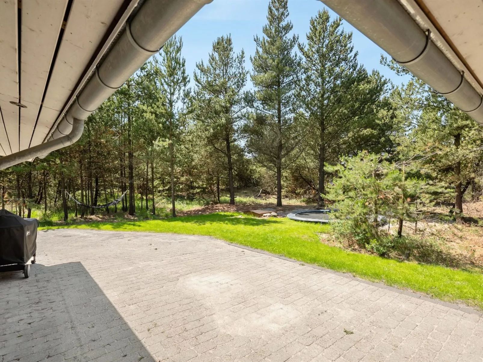 "Jonas" - 2.4km from the sea-Outside