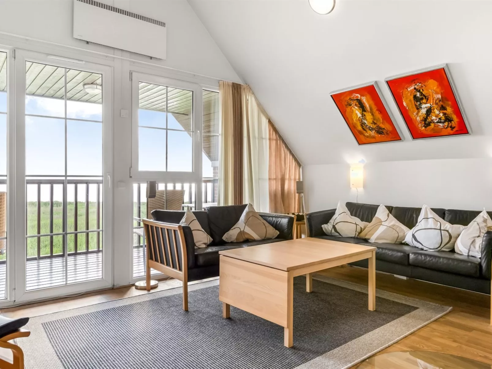 "Henrietta" - 3.5km from the sea-Dedans