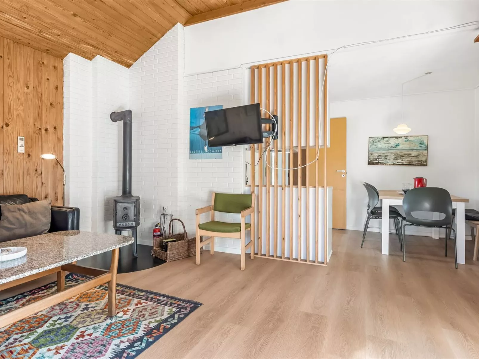 "Dorreth" - 800m from the sea-Inside