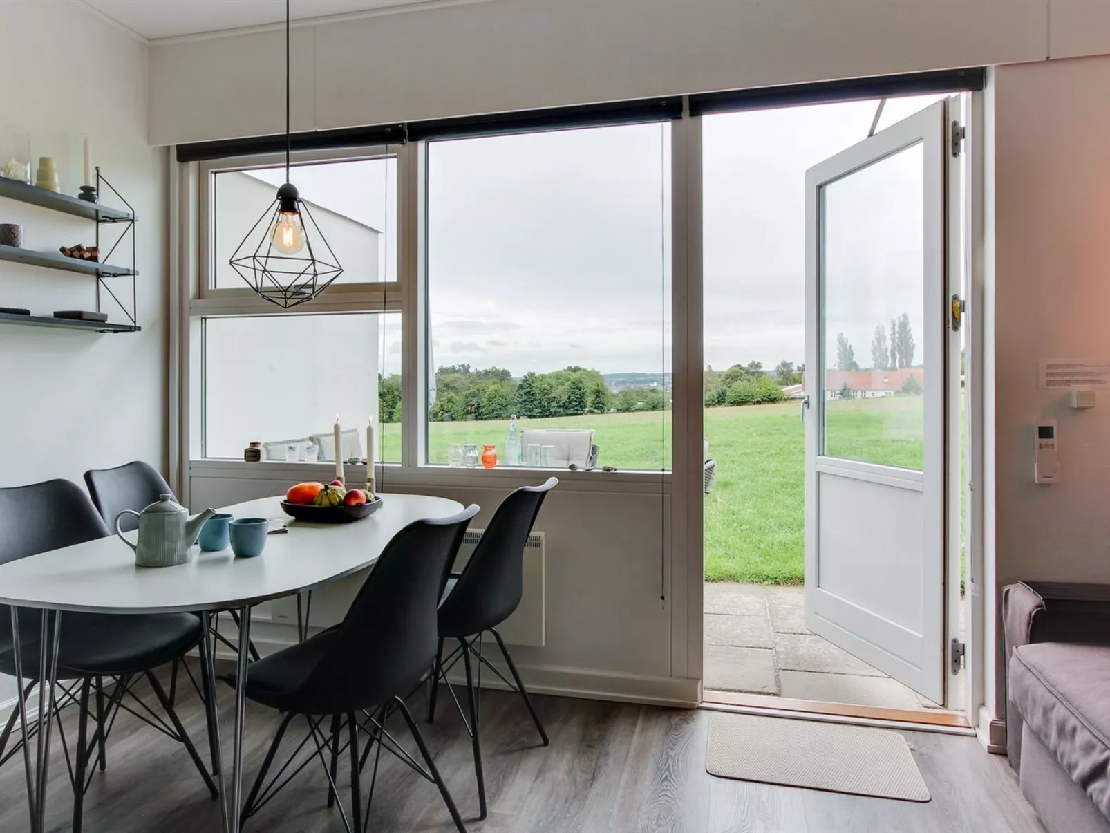 "Atte" - 300m from the sea-Drinnen