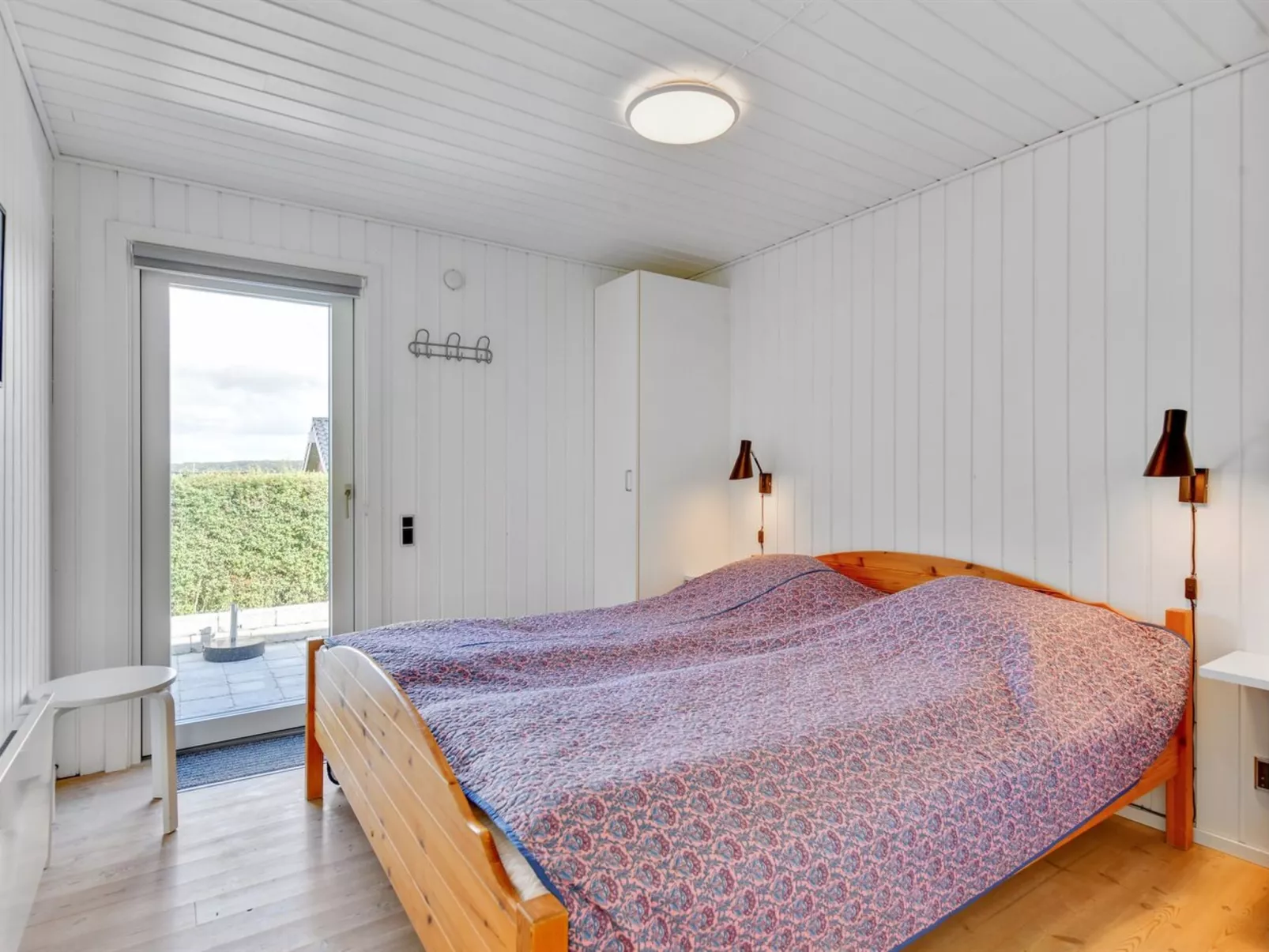 "Beowulf" - 200m from the sea-Inside