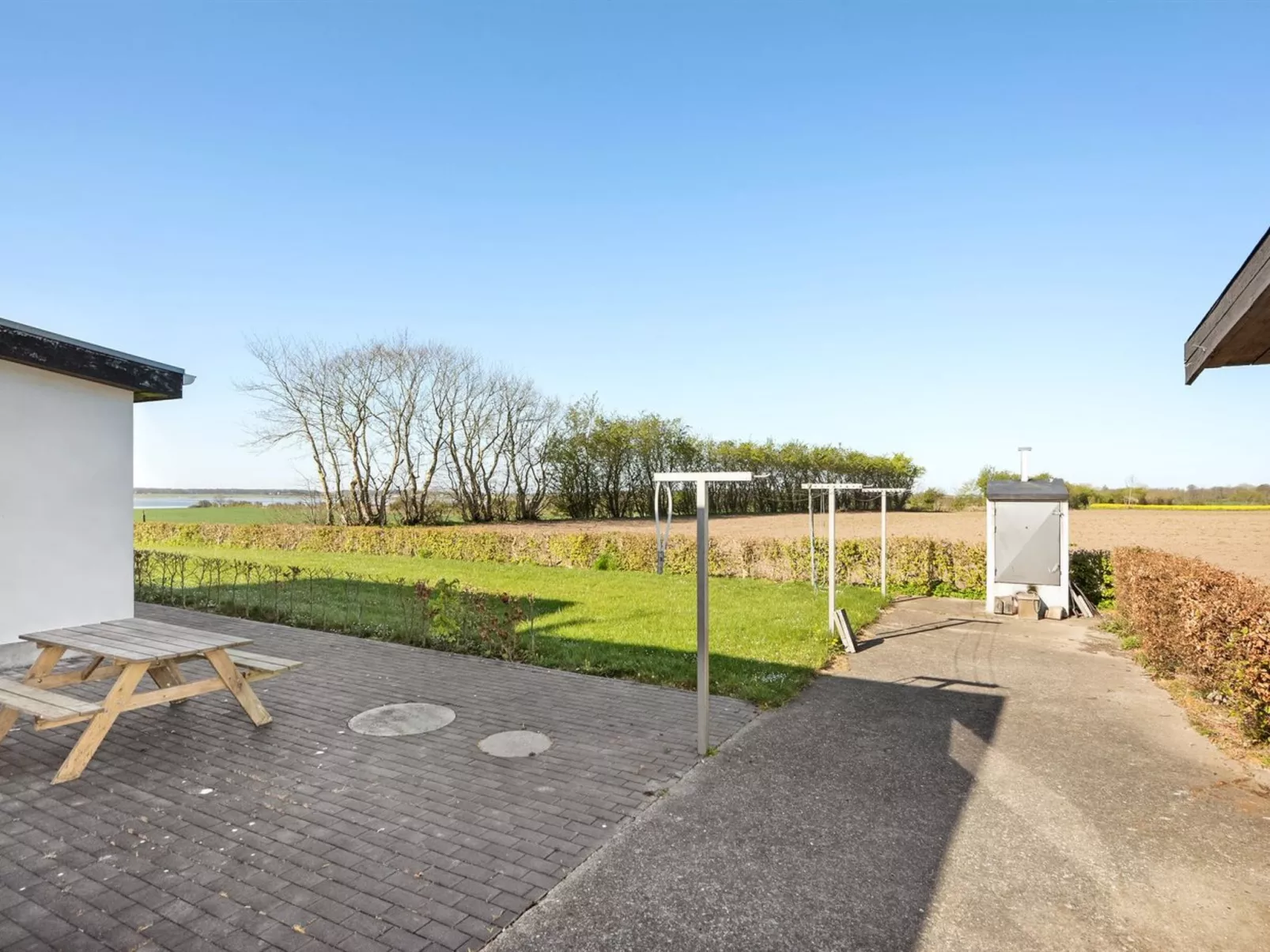 "Ermelinda" - 900m to the fjord-Draußen