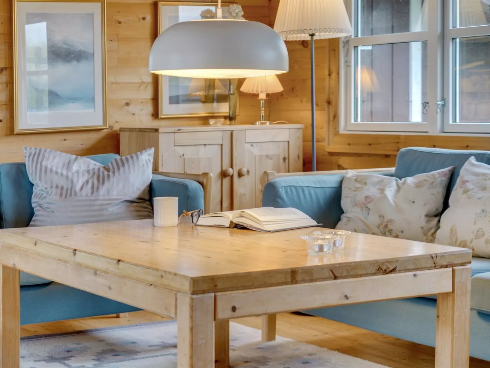 "Thrym" - 900m from the sea-Inside