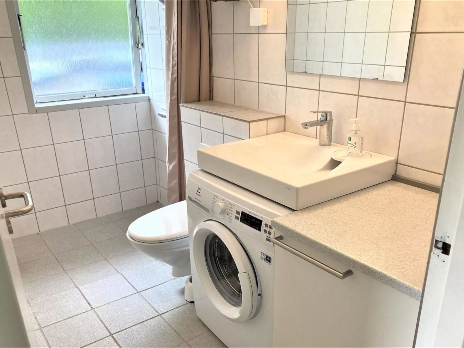 "Hasti" - 700m from the sea-Inside