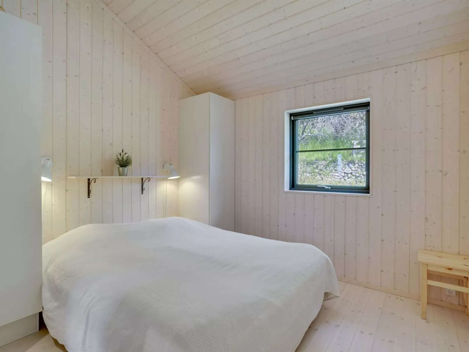 "Gunver" - 150m from the sea-Inside