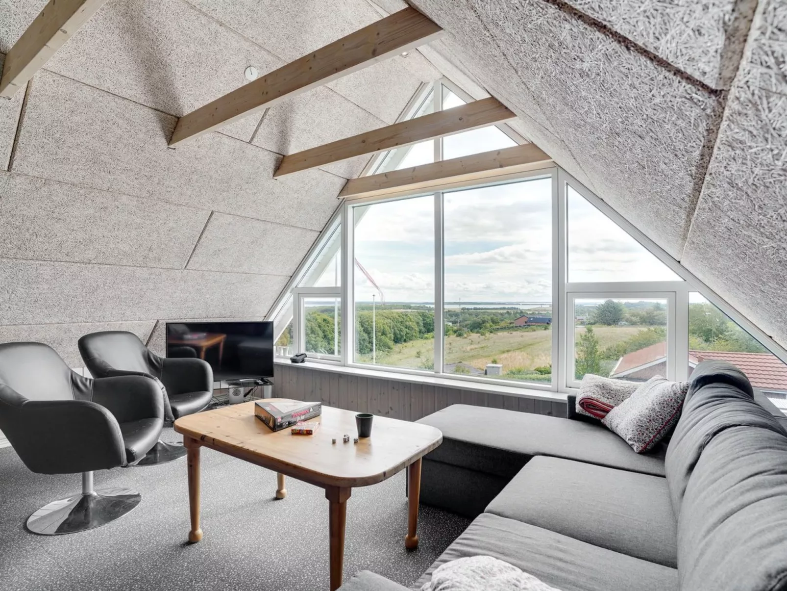 "Dagne" - 400m to the fjord-Dedans