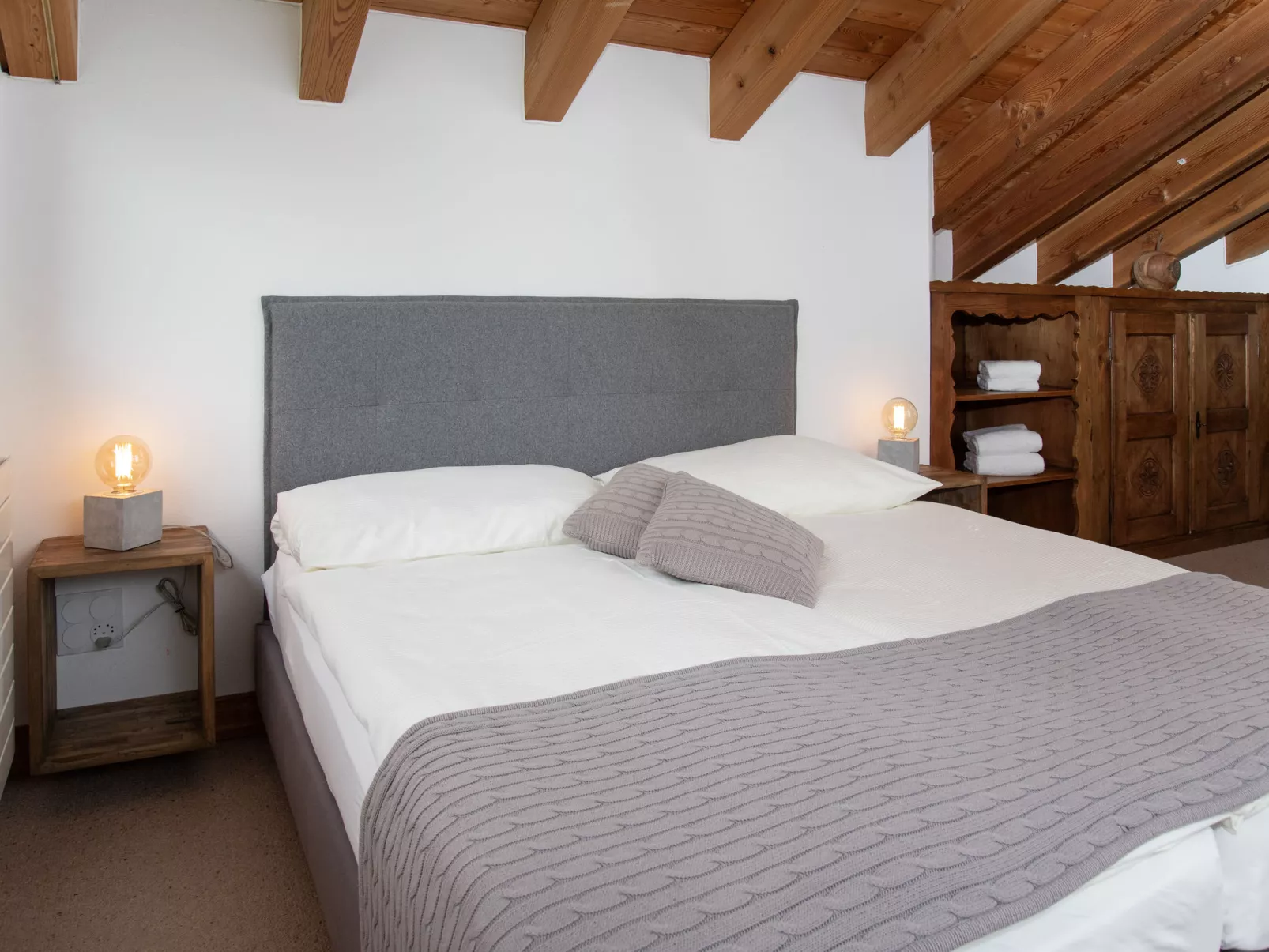 Chesa Vadret 12-Inside