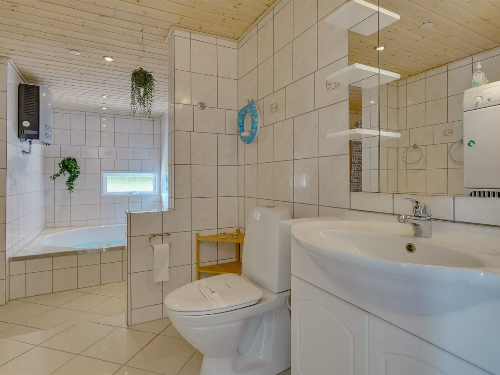 "Sora" - 2km from the sea-Drinnen