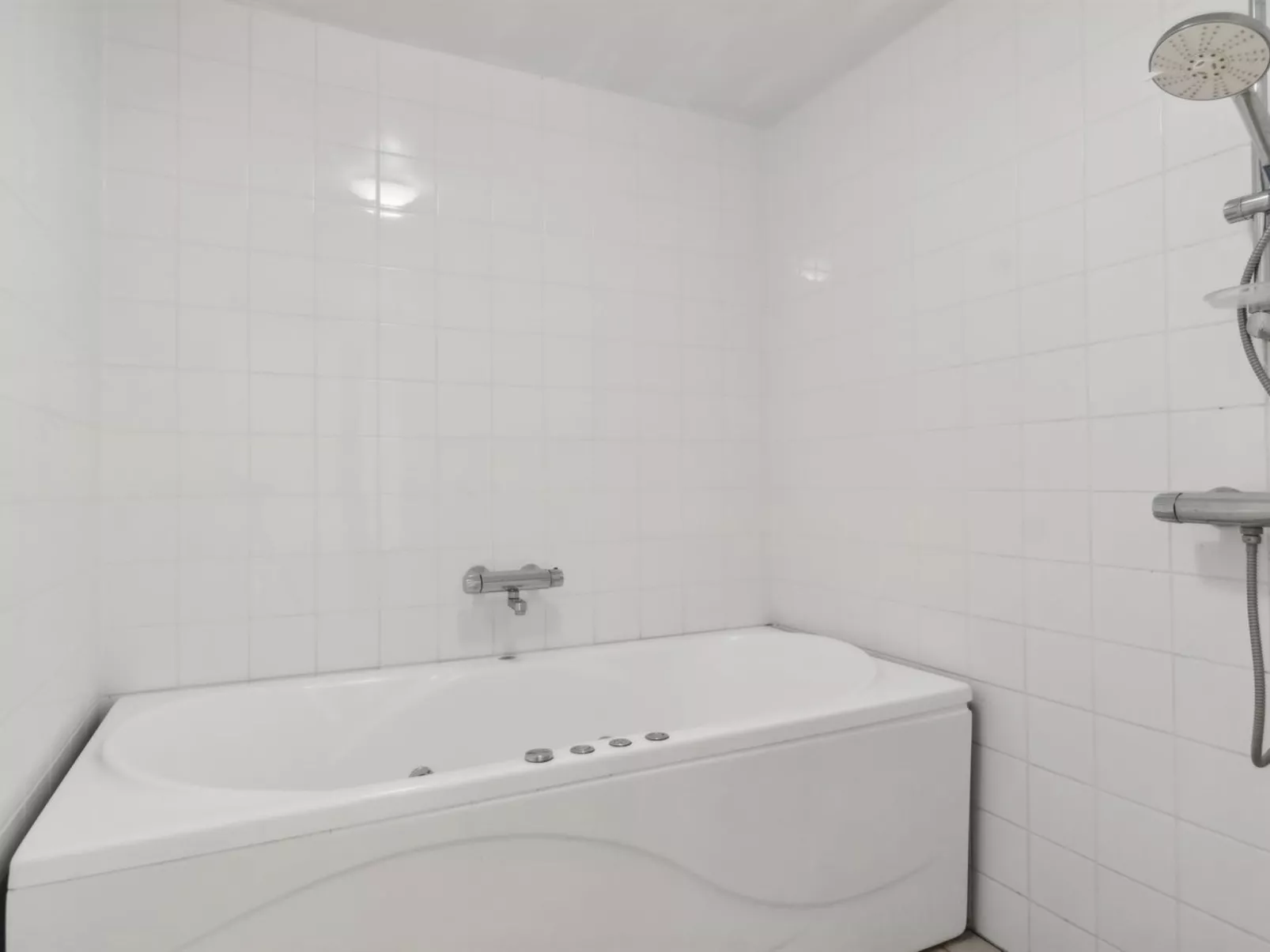 "Galia" - 2km from the sea-Inside