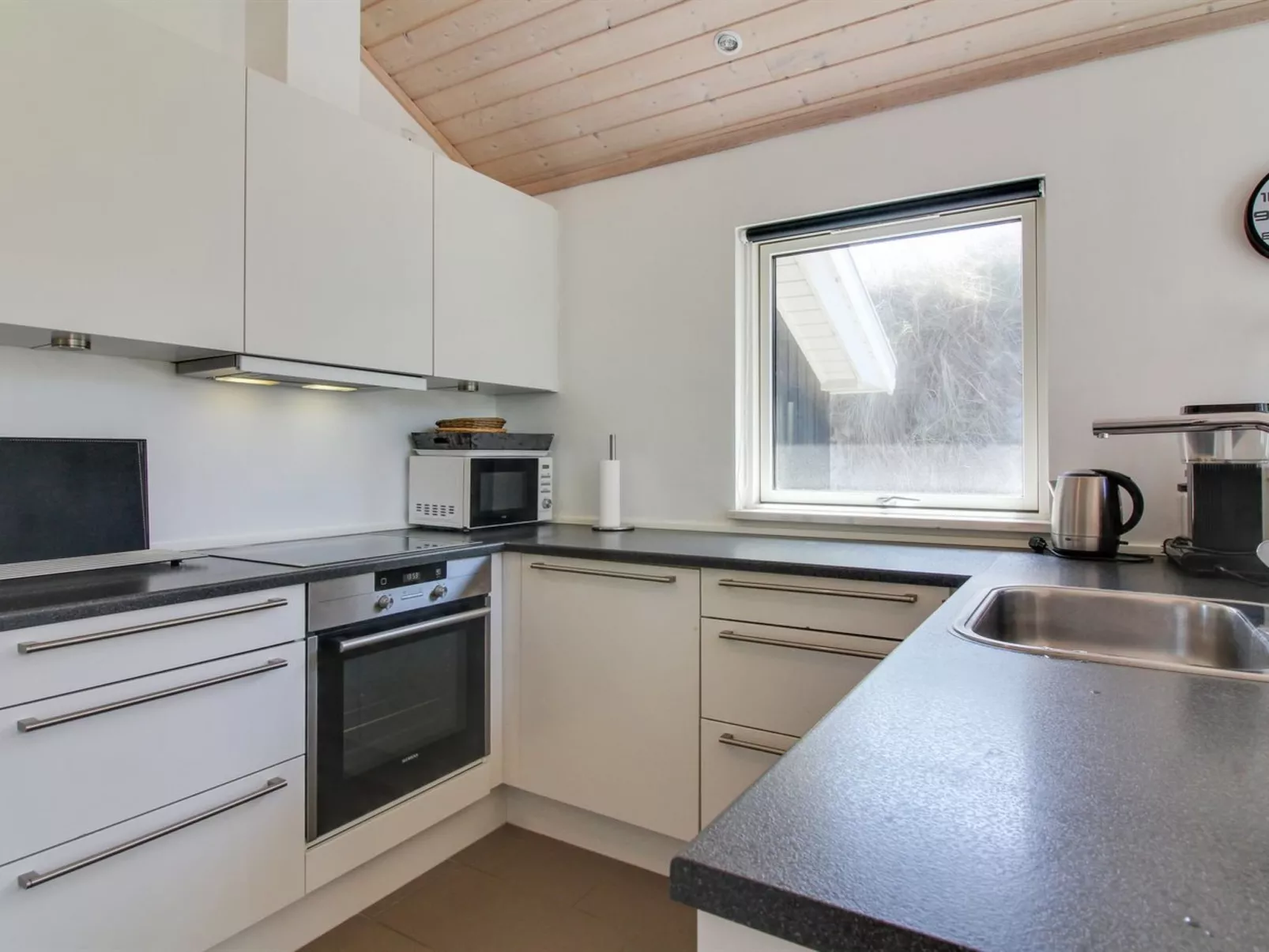 "Felippa" - 25m from the sea-Dedans