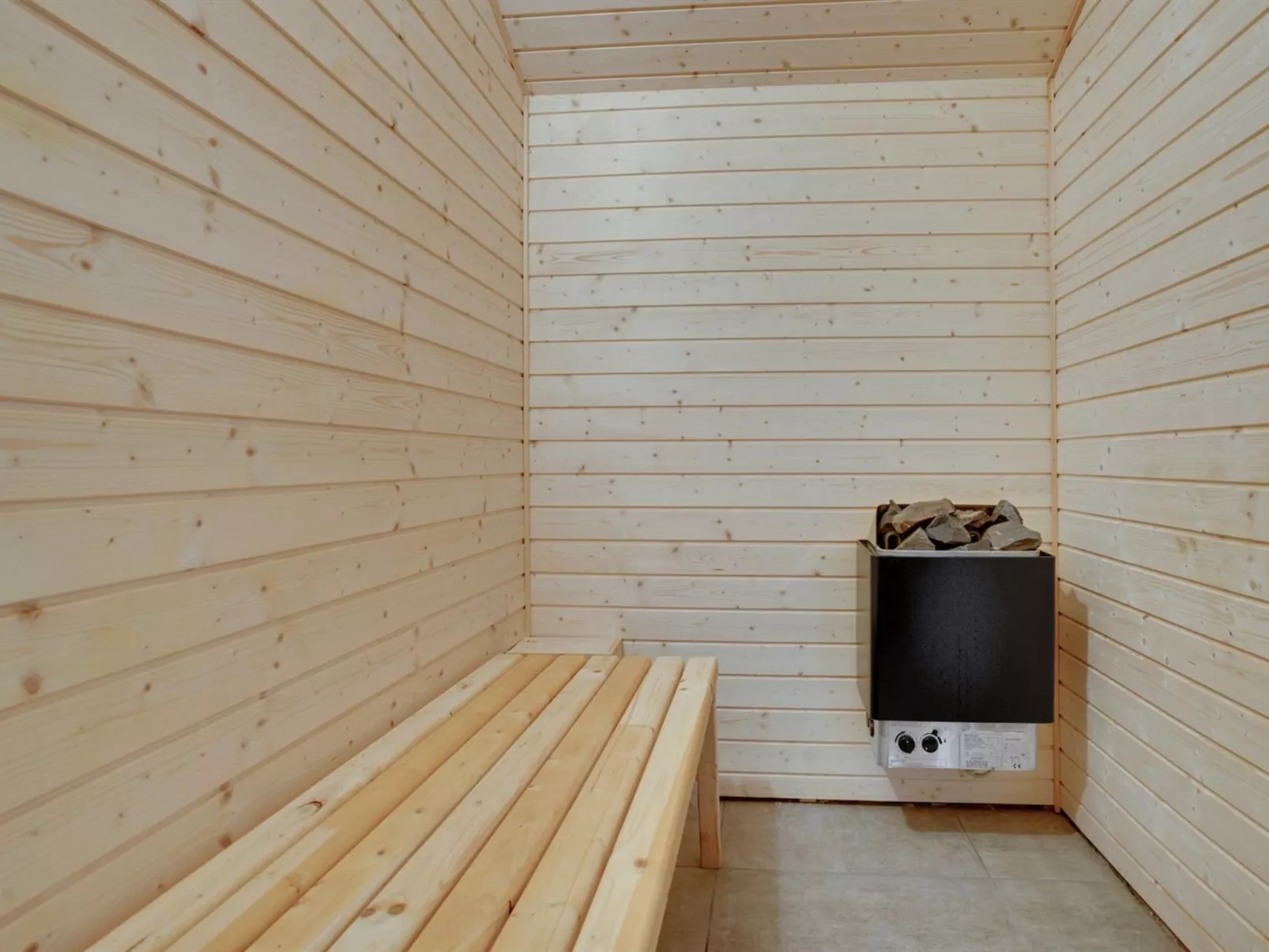 "Claus" - 500m from the sea-Inside