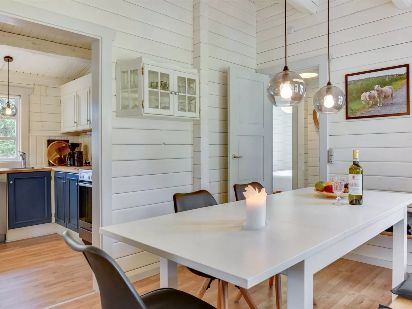 "Semund" - 2km from the sea-Inside