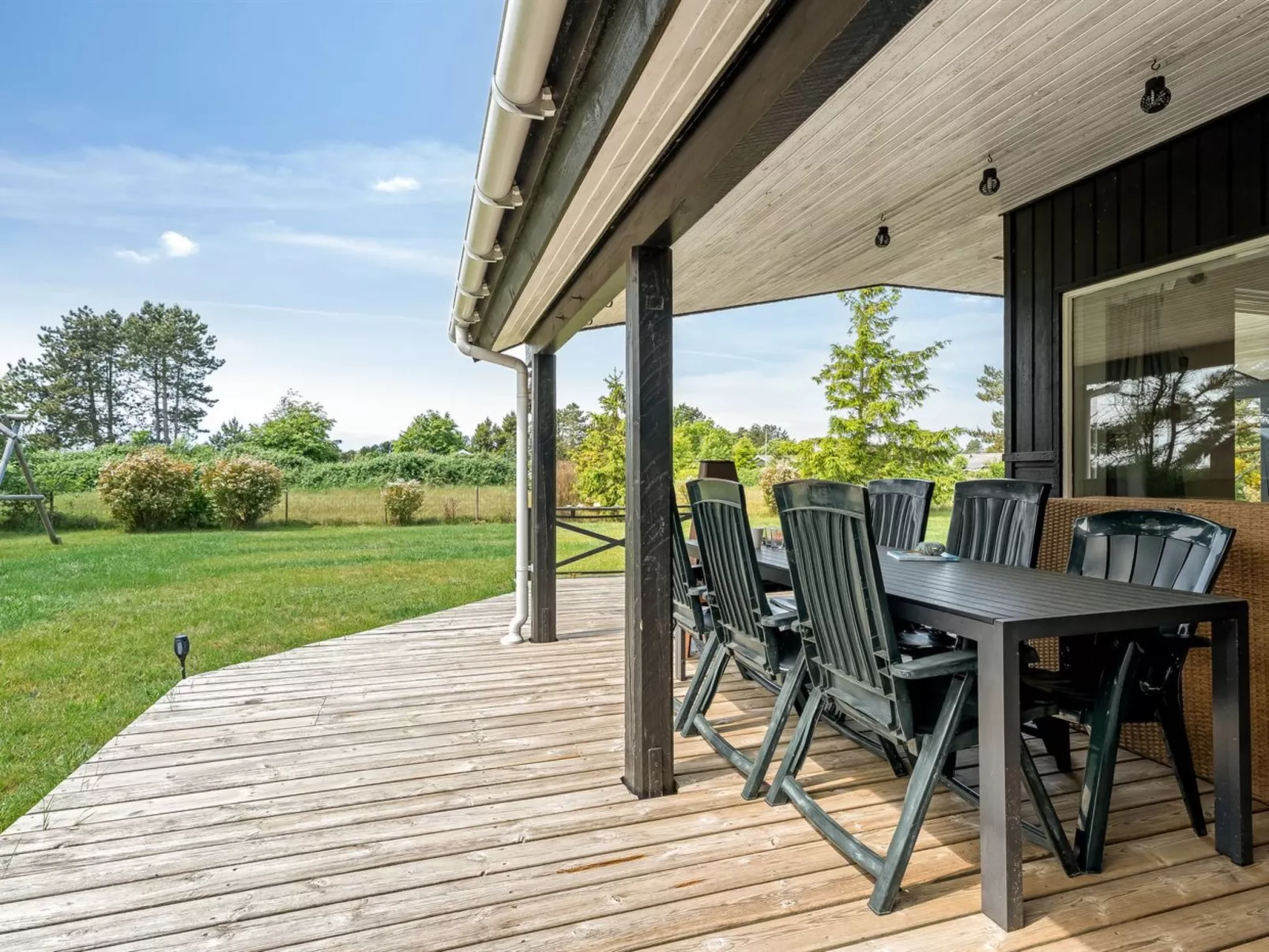 "Allie" - 150m from the sea-Outside