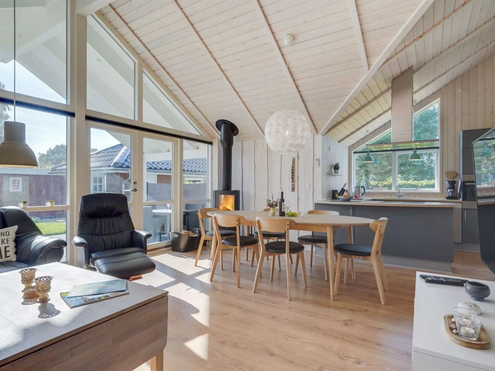 "Hellena" - 90m from the sea-Inside