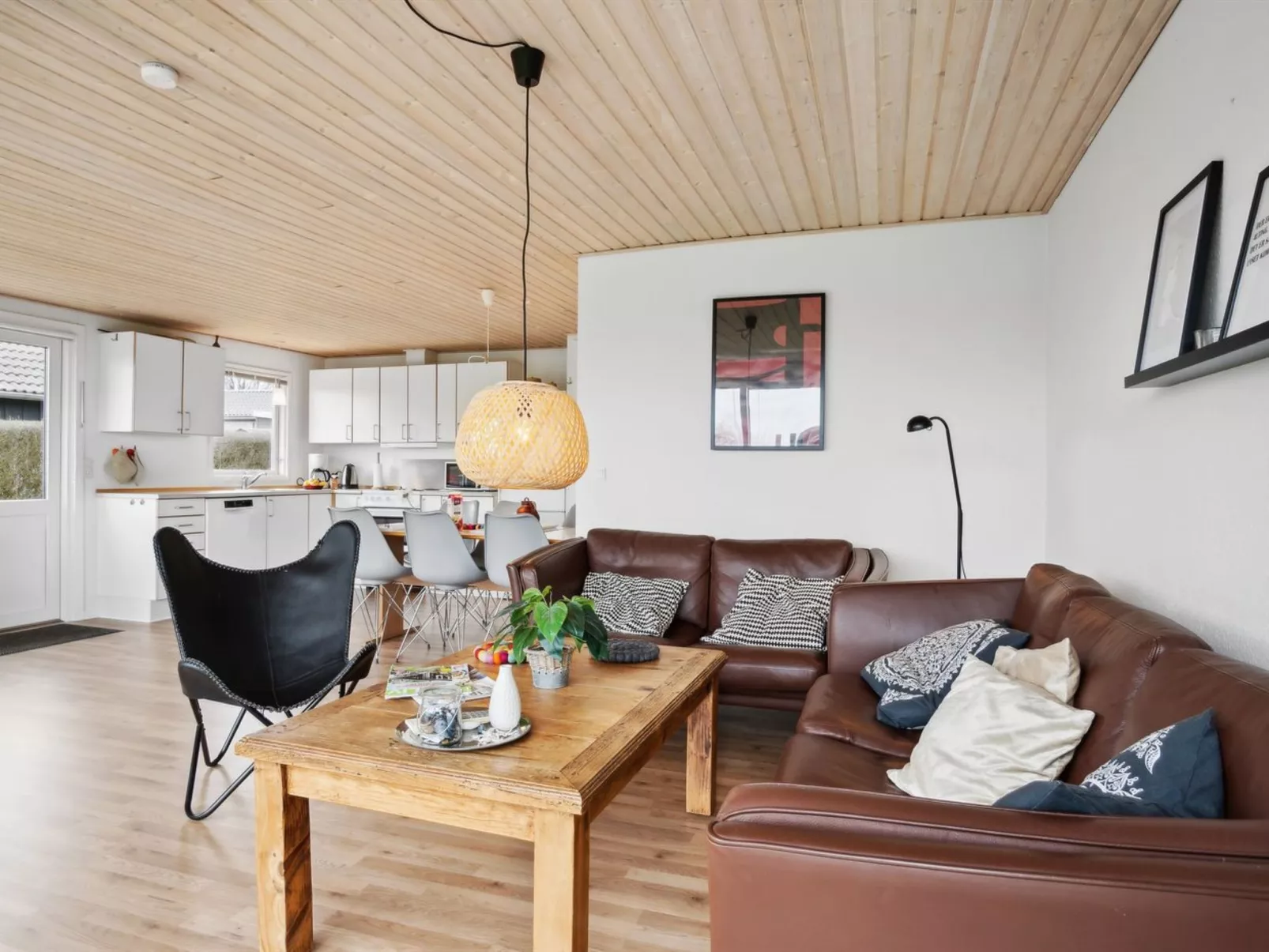 "Blesse" - 250m from the sea-Drinnen