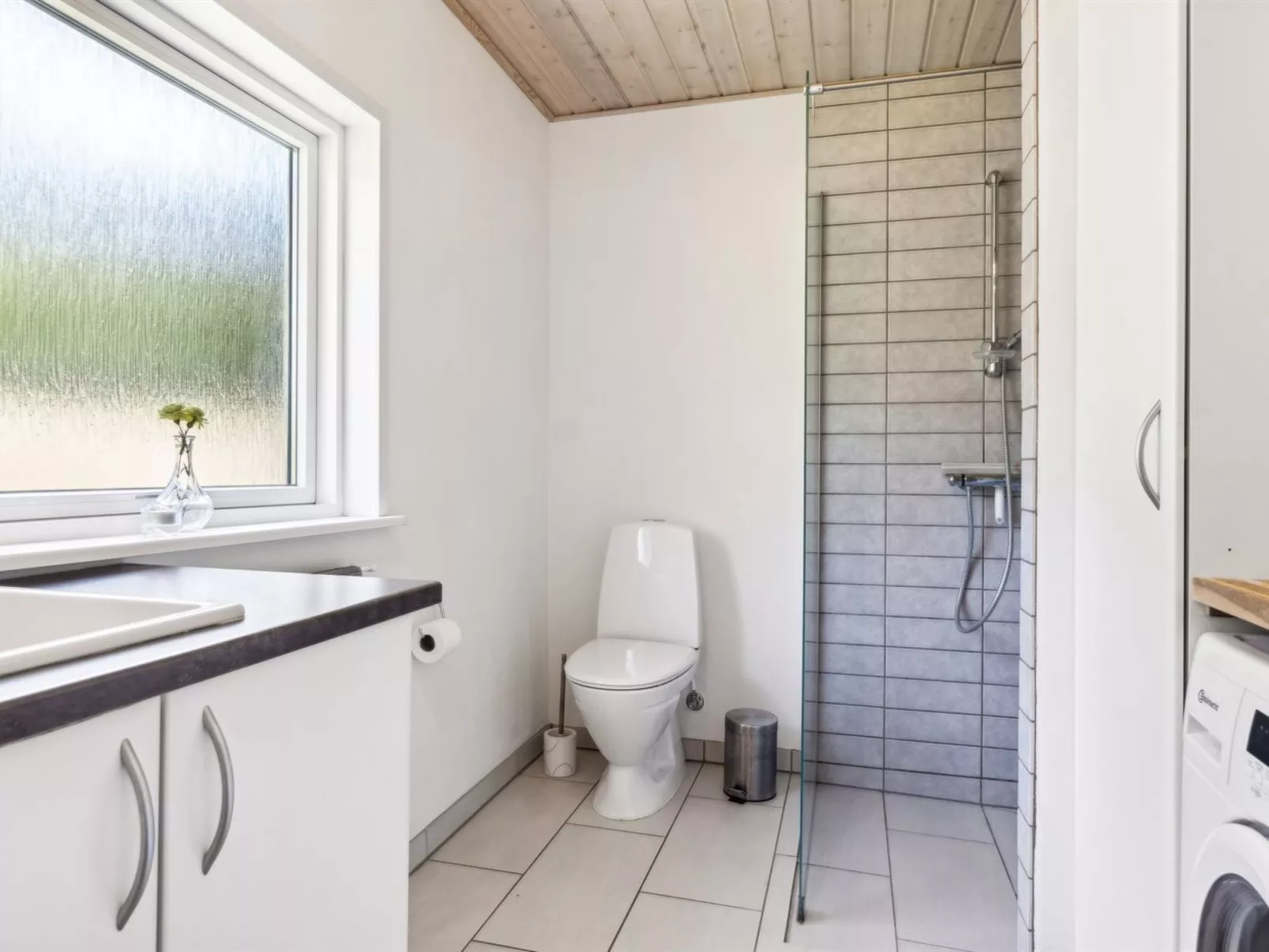 "Swen" - 1.3km from the sea-Drinnen