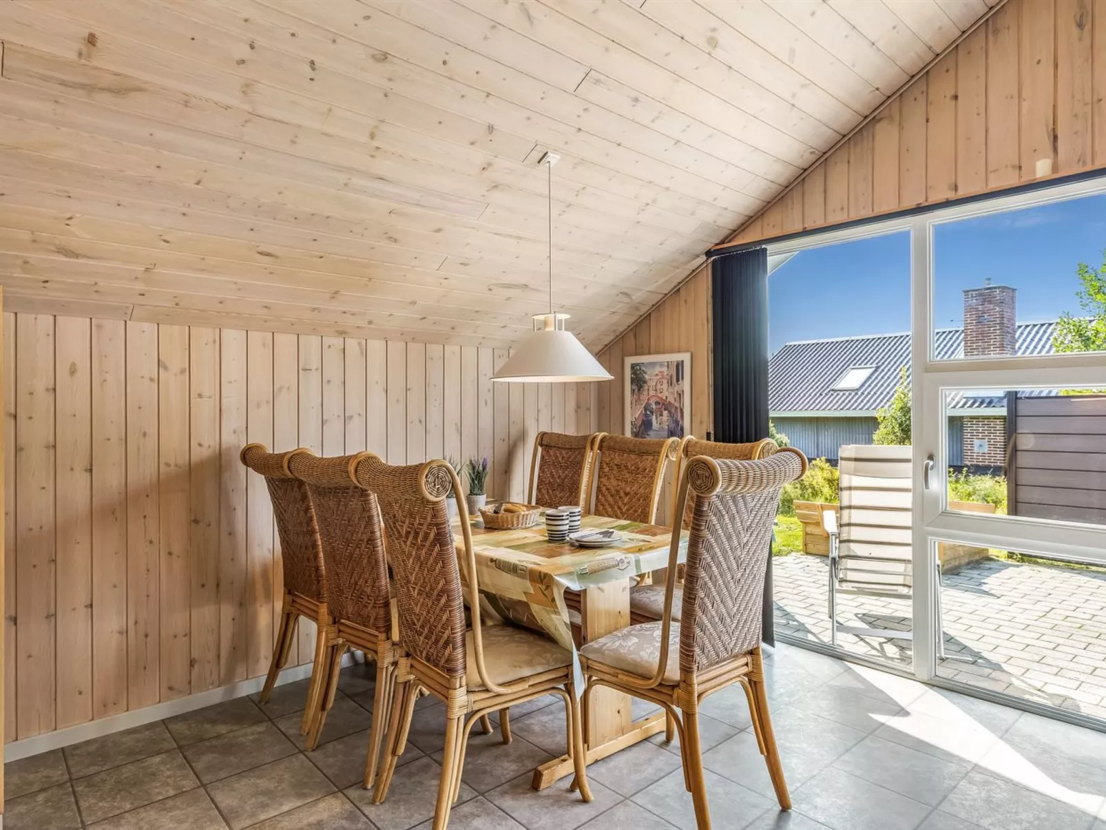 "Sanelma" - 900m from the sea-Drinnen