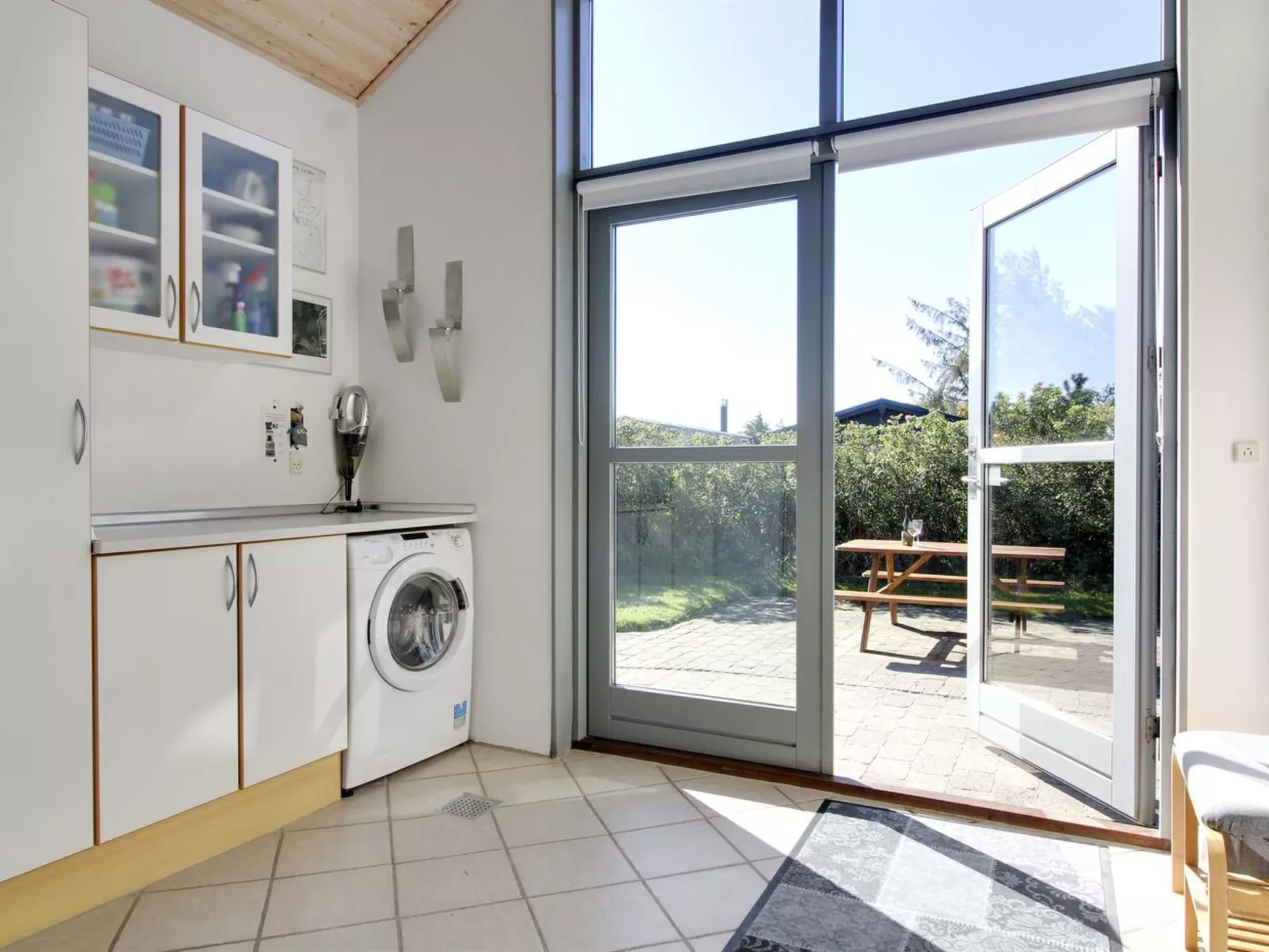 "Lothen" - 500m from the sea-Inside