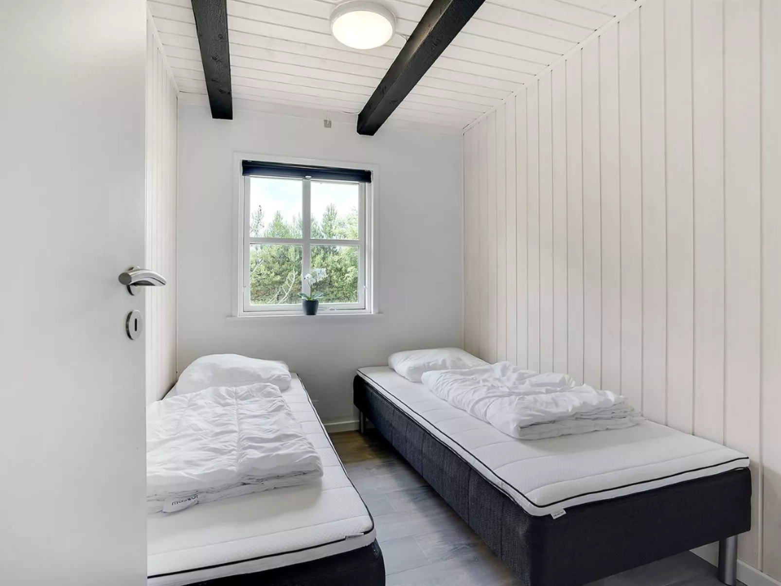 "Madalena" - 2.8km from the sea-Inside