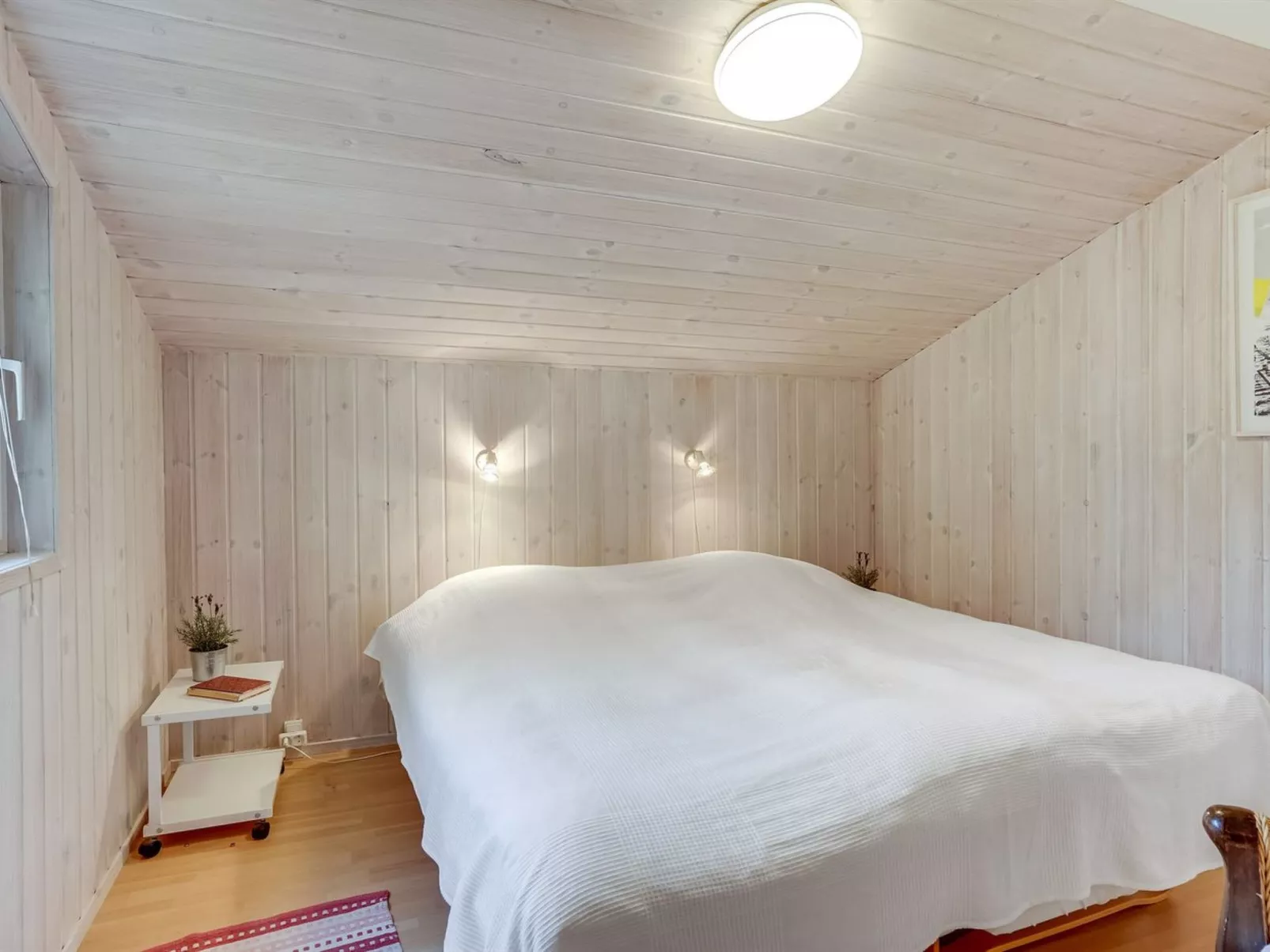 "Thorir" - 542m from the sea-Drinnen